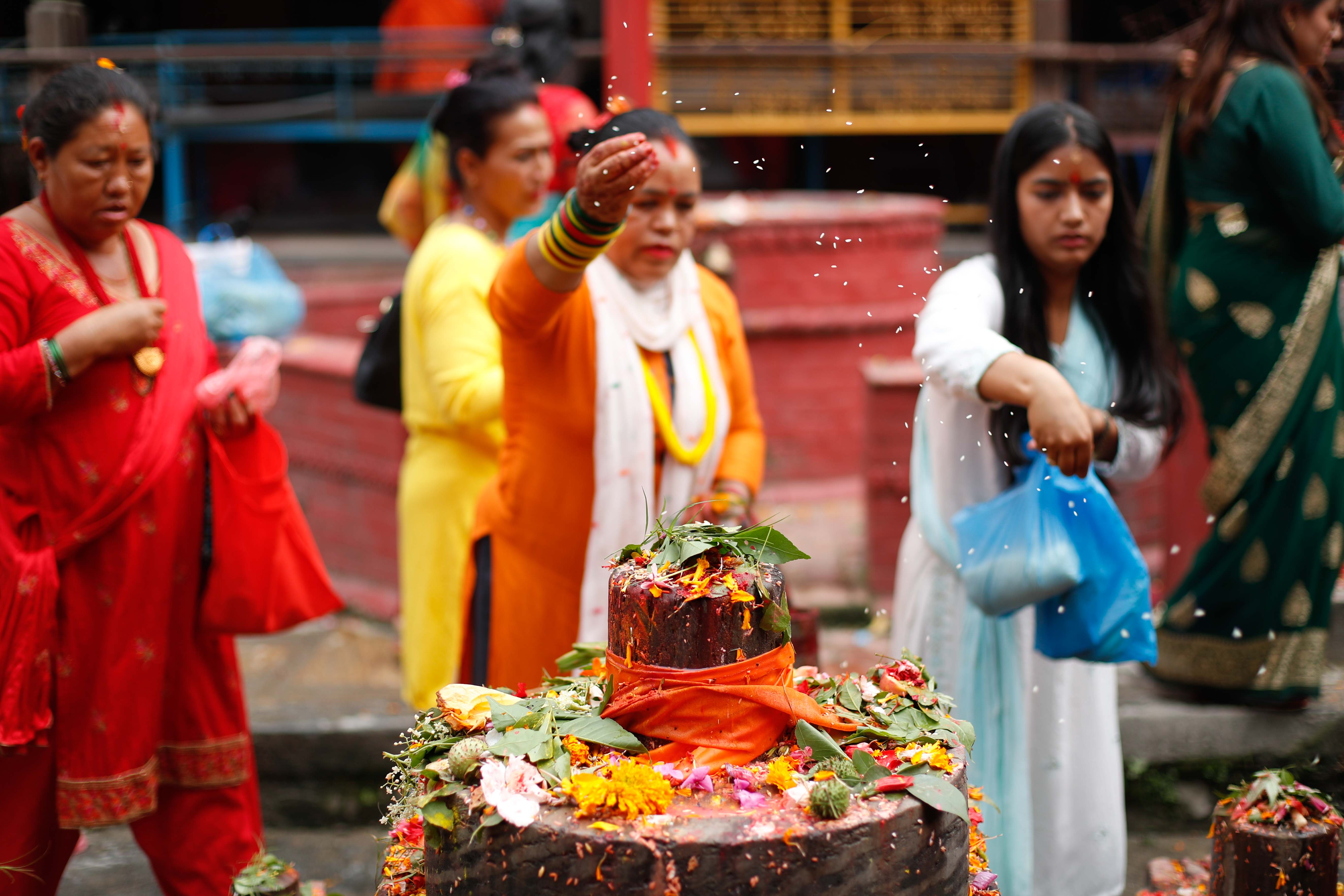 Gokarneshwor-Mandir_shrawan_Sombar_-34-1753084507.jpg
