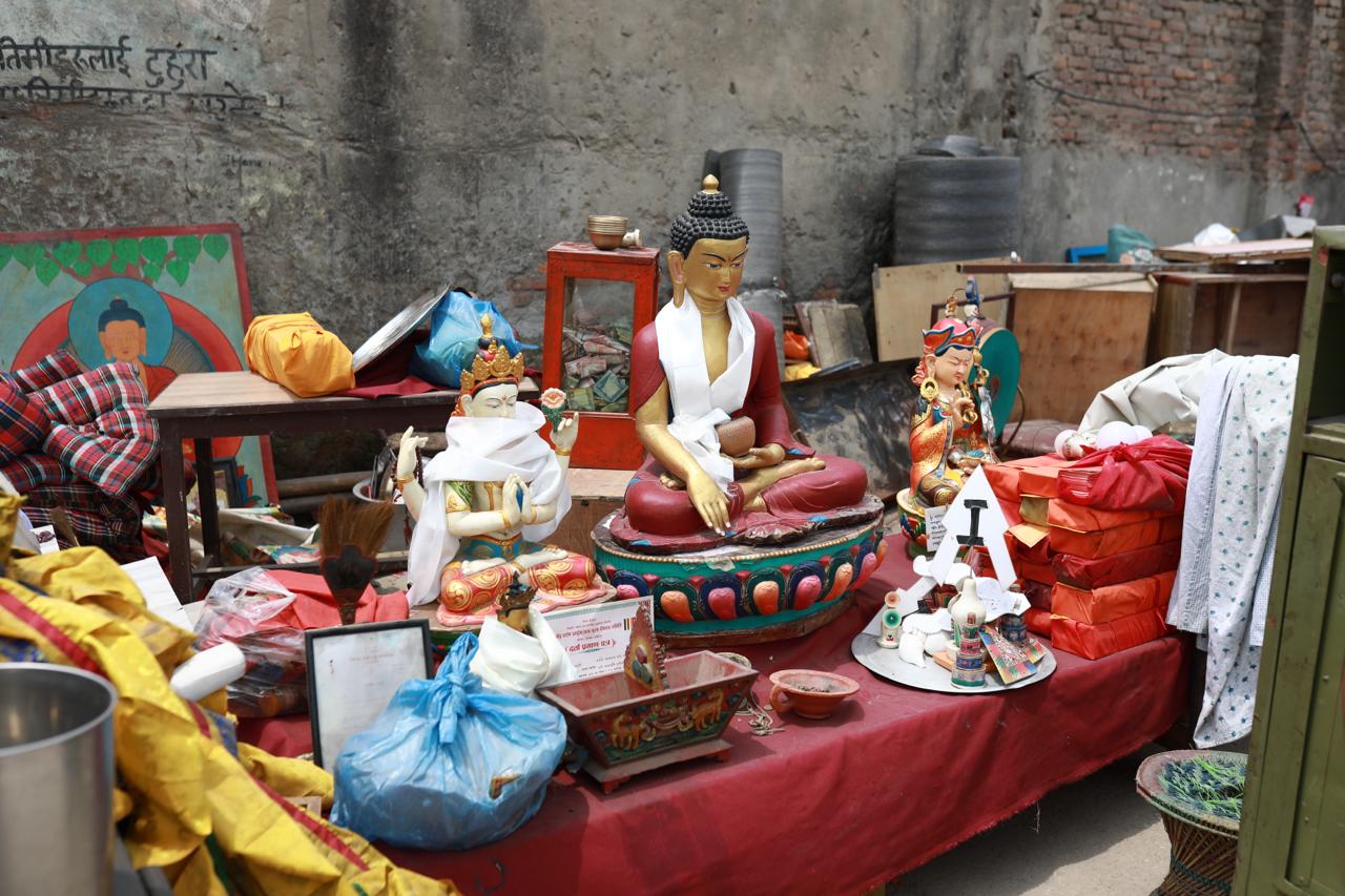 Gumba-ra-Mandir-ma-pani-dozar_NPL-(16)-1777622134.jpeg