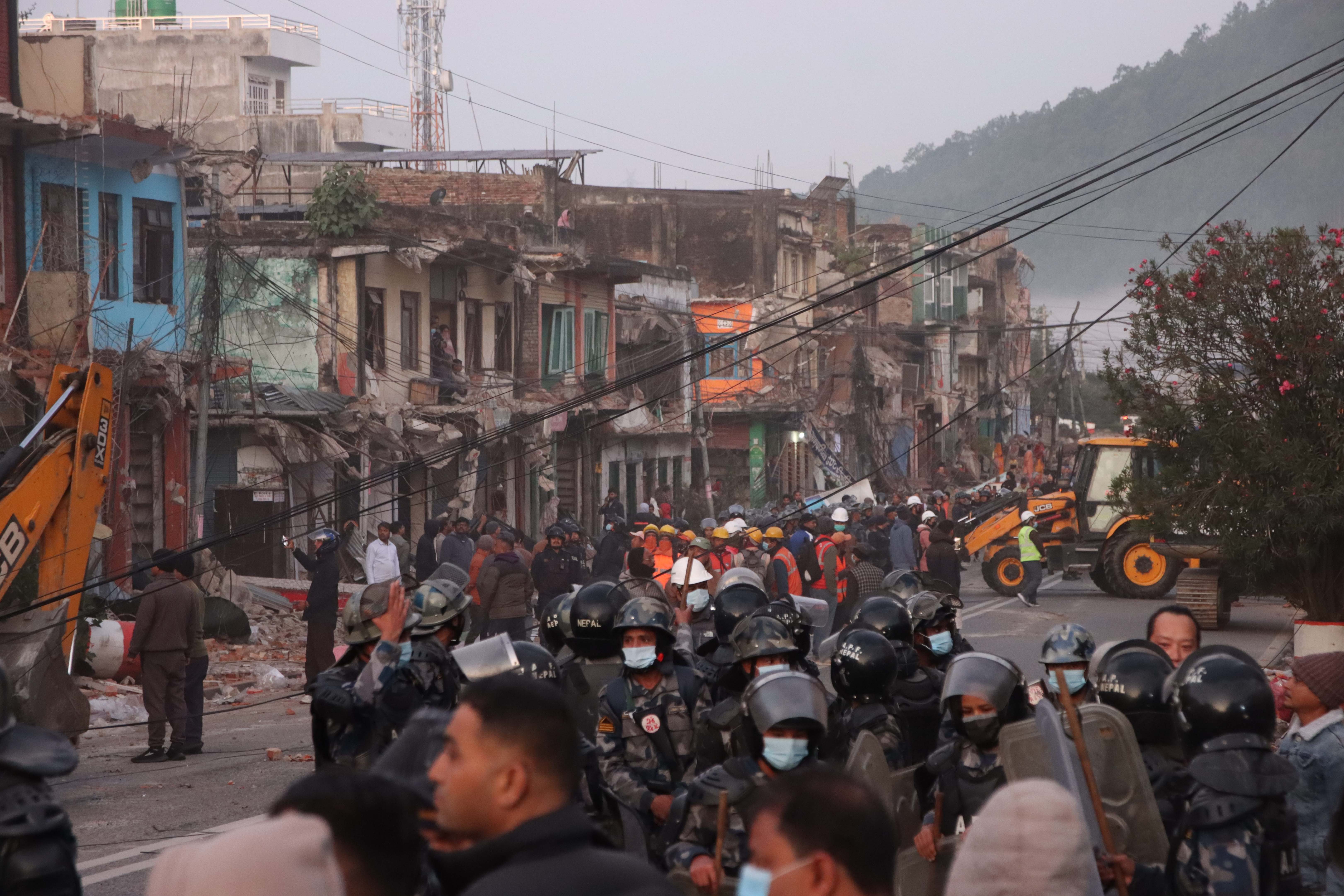 Hetauda-Bazar_-1298-1764989866.jpg