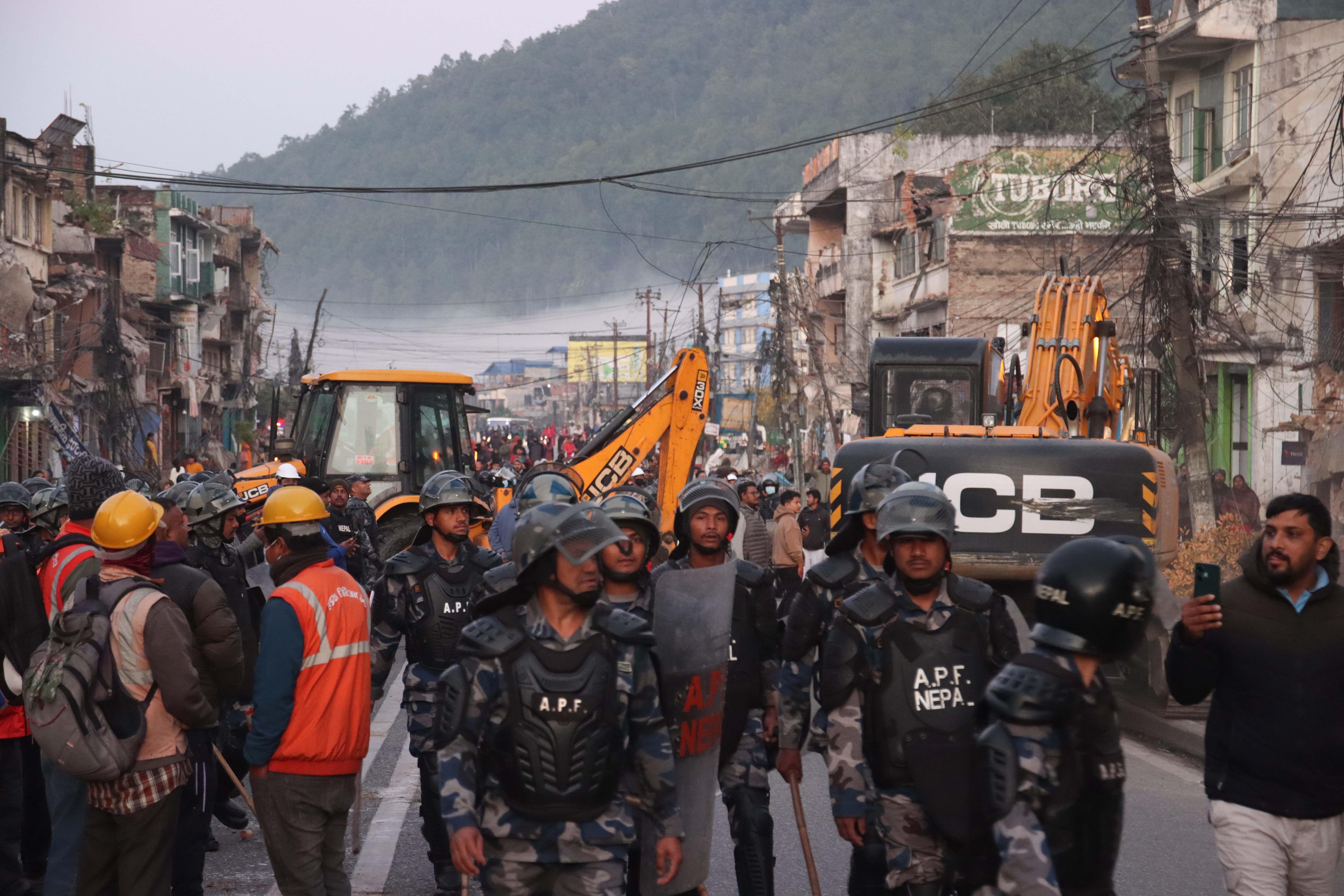 Hetauda-Bazar_-1300-1764989910.jpg