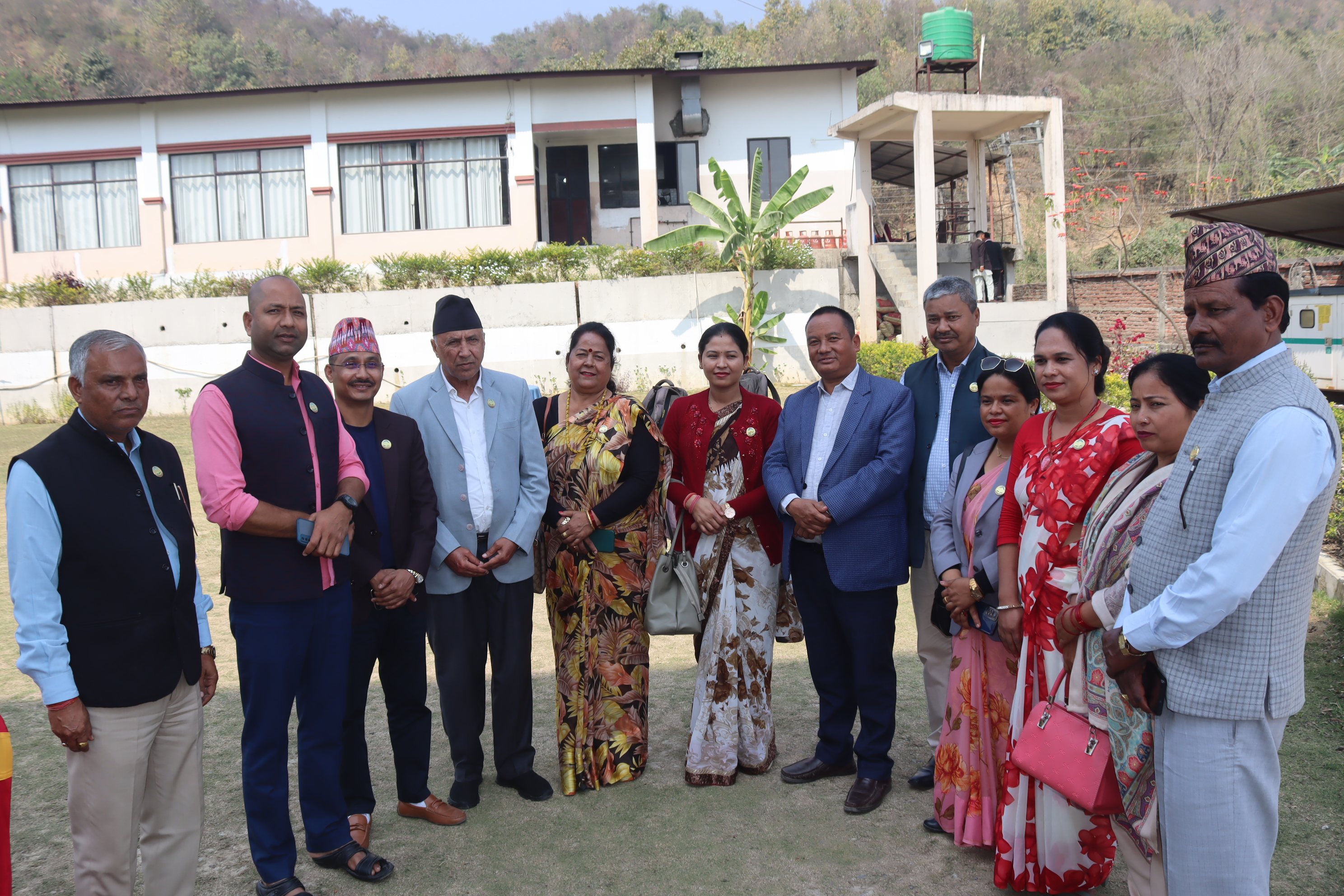 लुम्बिनीका सांसदलाई आठ दलको सुझाव : ख्याल गर्नुहोला, एनजीओ-आईएनजीओले अल्मल्याऊलान् 