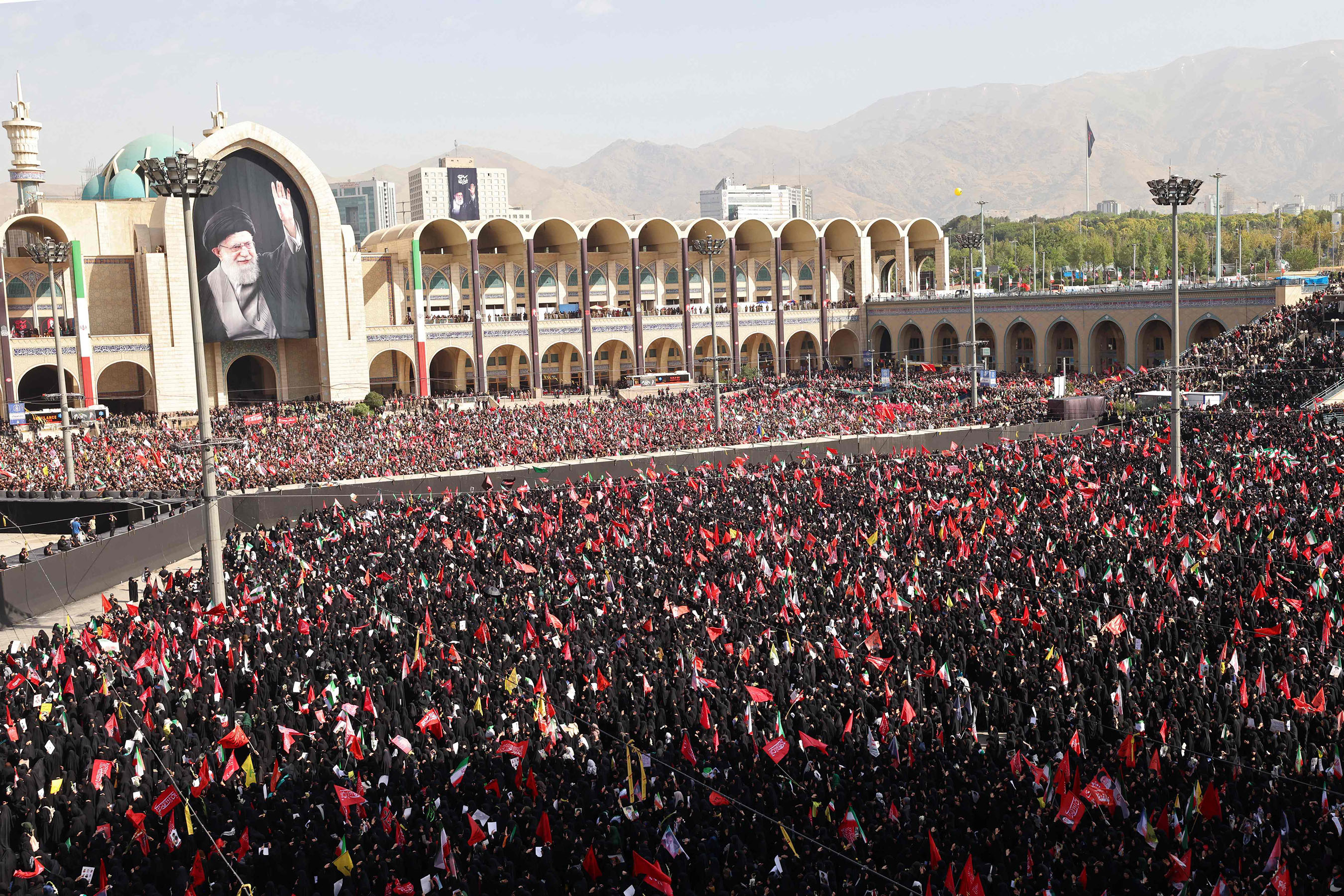 Iran-Khamenei-Funeral-(16)-1783152669.jpg