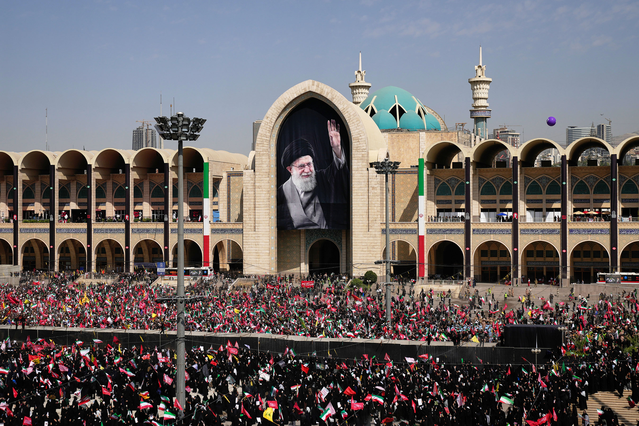 Iran-Khamenei-Funeral-(18)-1783152657.jpg