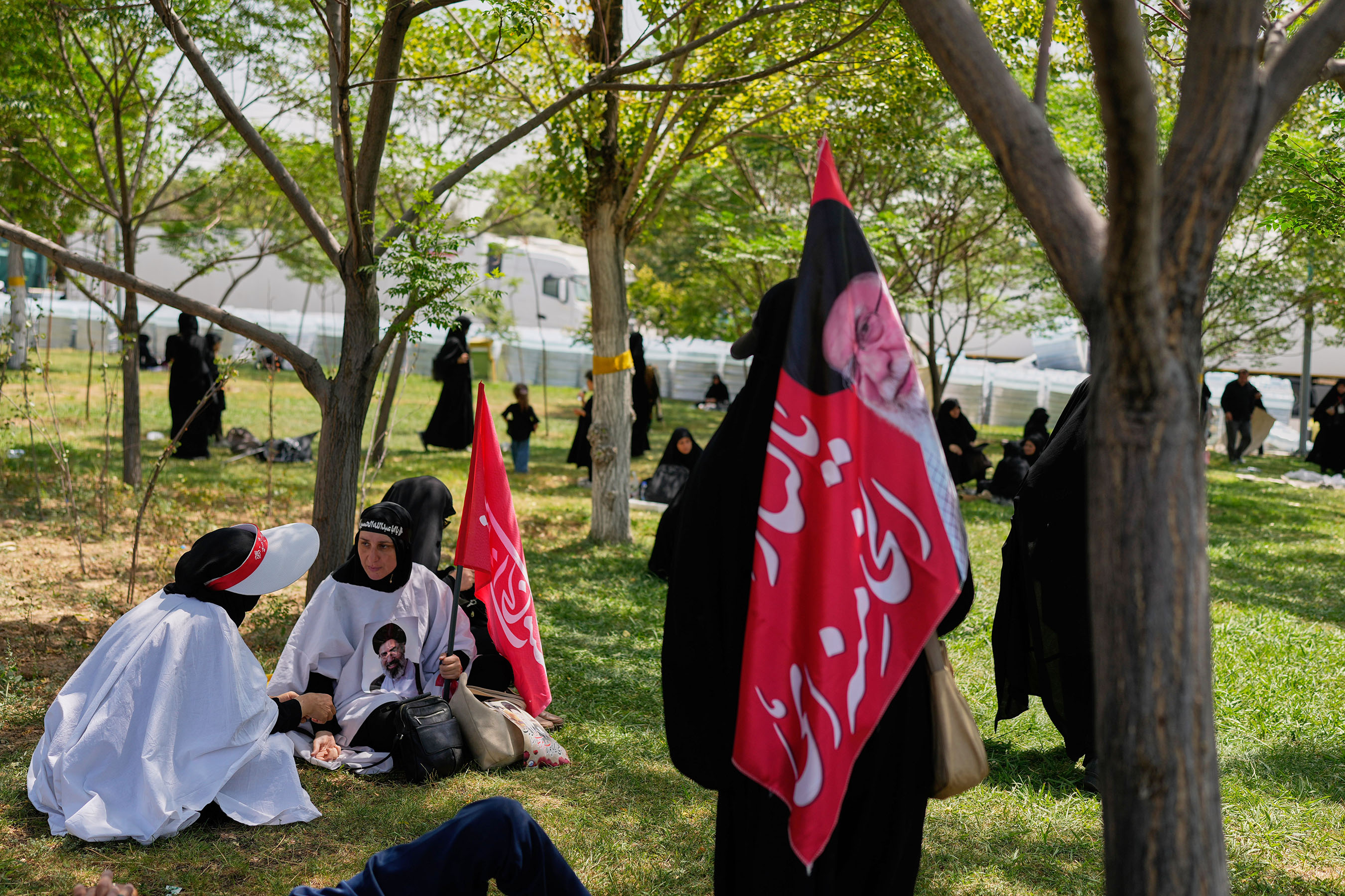 Iran-Khamenei-Funeral-(3)-1783152659.jpg