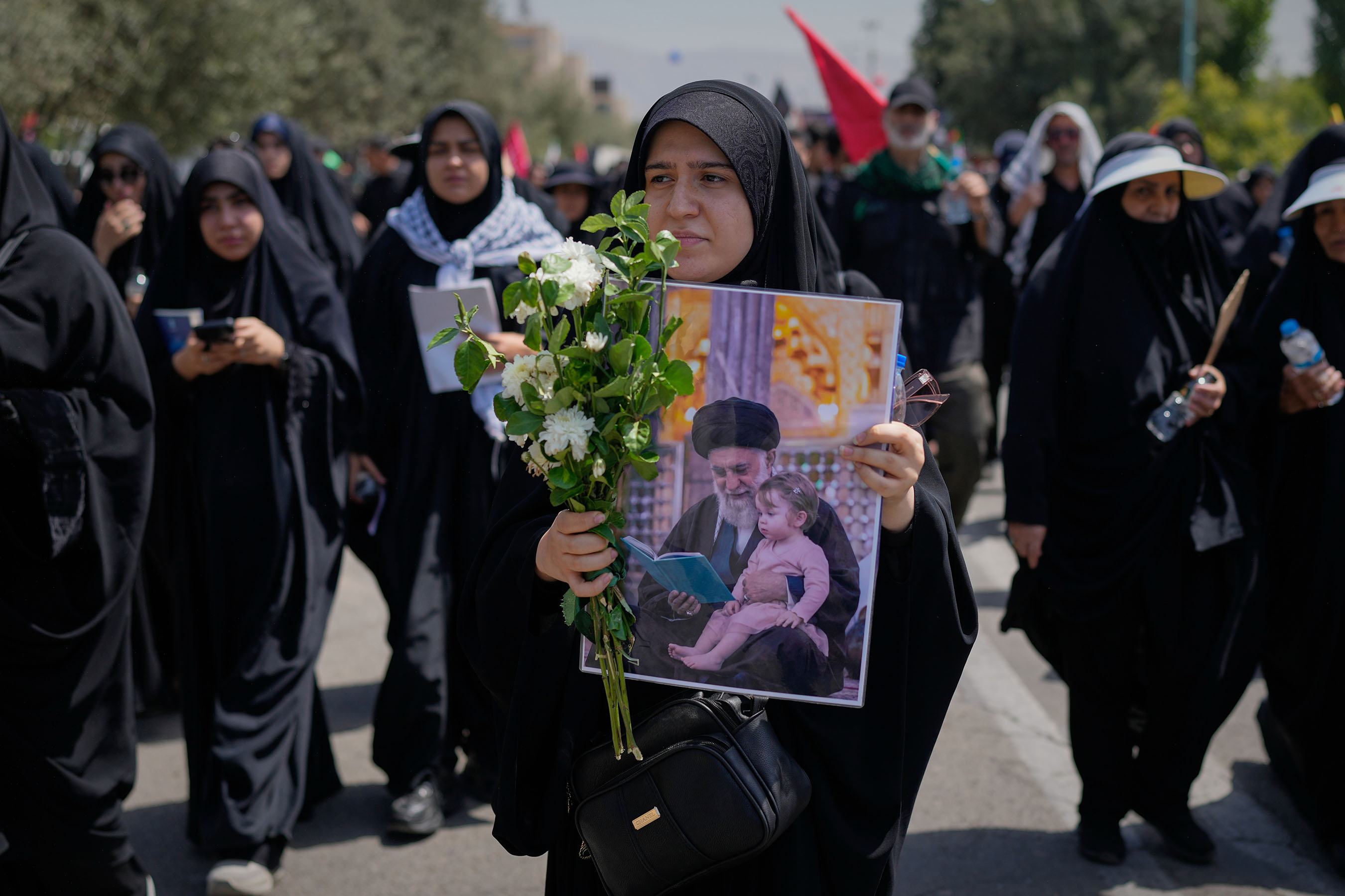 Iran-Khamenei-Funeral-(4)-1783152660.jpg