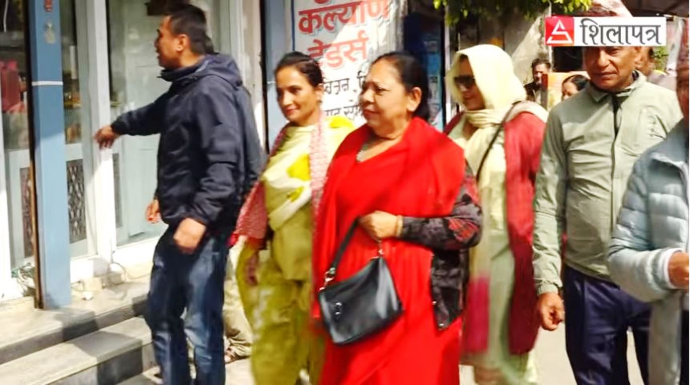 झापा–५ : निर्णायक रणनीतिक मुभमा ओली–बालेन, मतदाताको मिश्रित प्रतिक्रिया (भिडियो रिपोर्ट) 