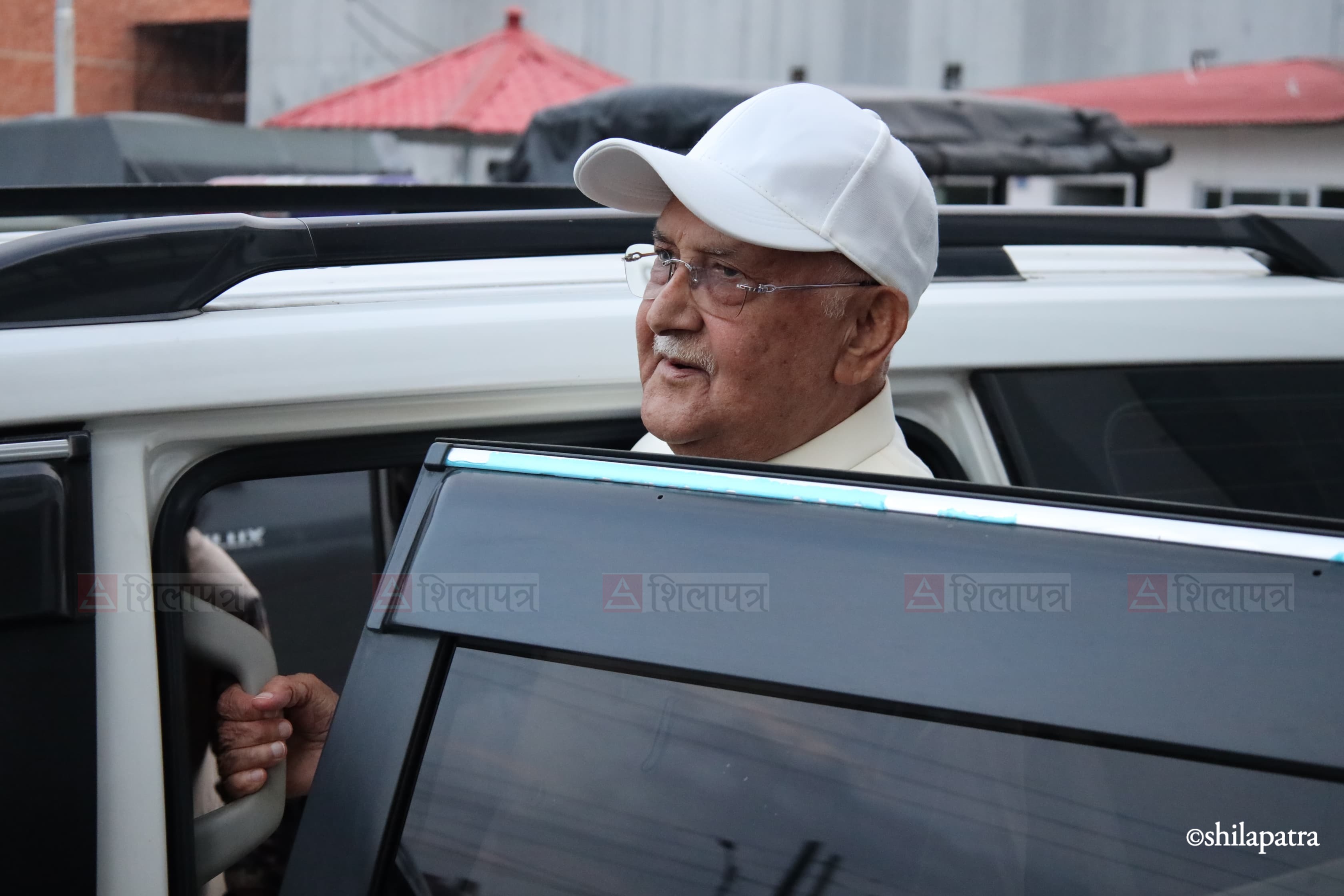 KP-Oli-And-Bidhya_NPL-(4)-1791459818.jpeg
