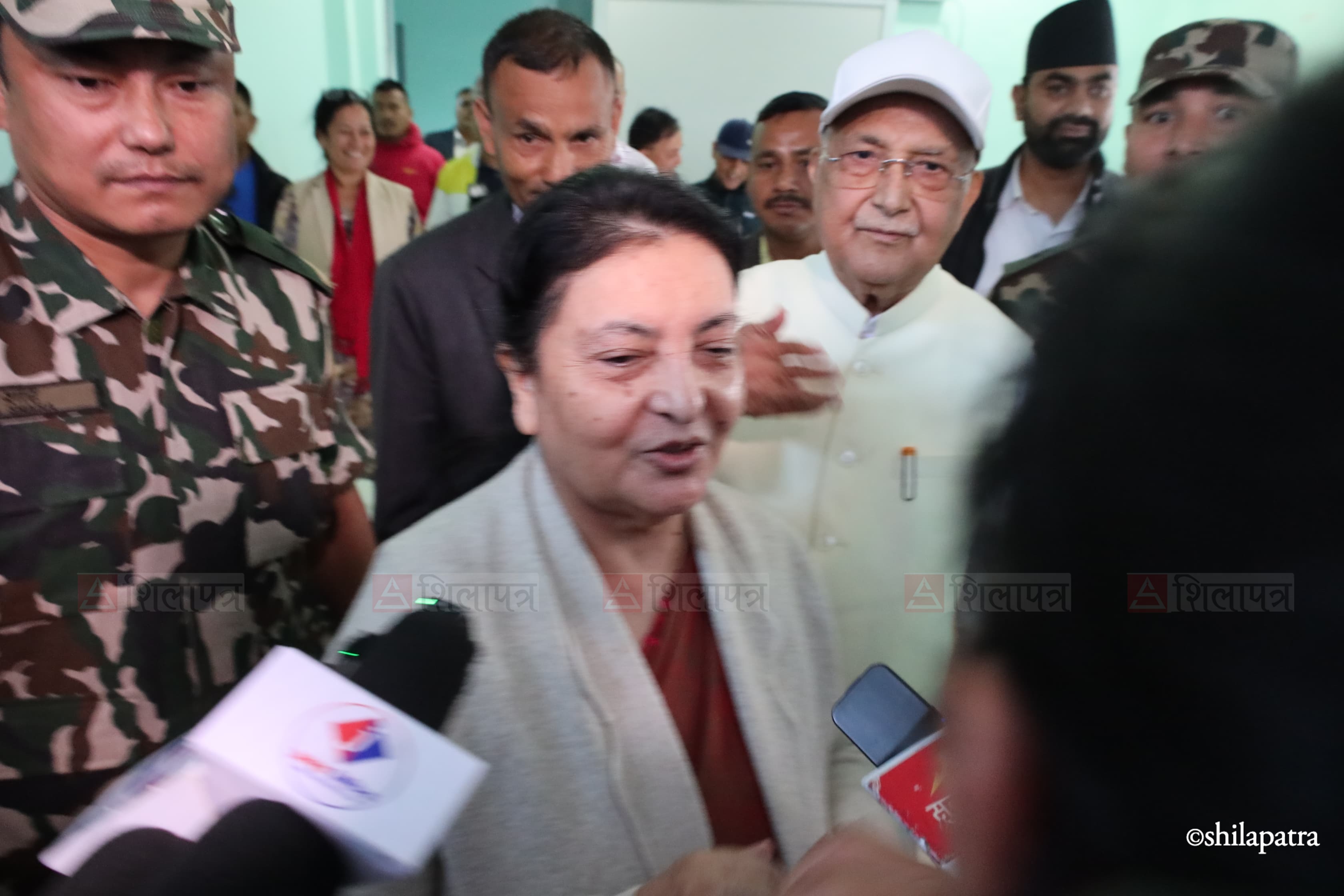 KP-Oli-And-Bidhya_NPL-(7)-1791459820.jpeg