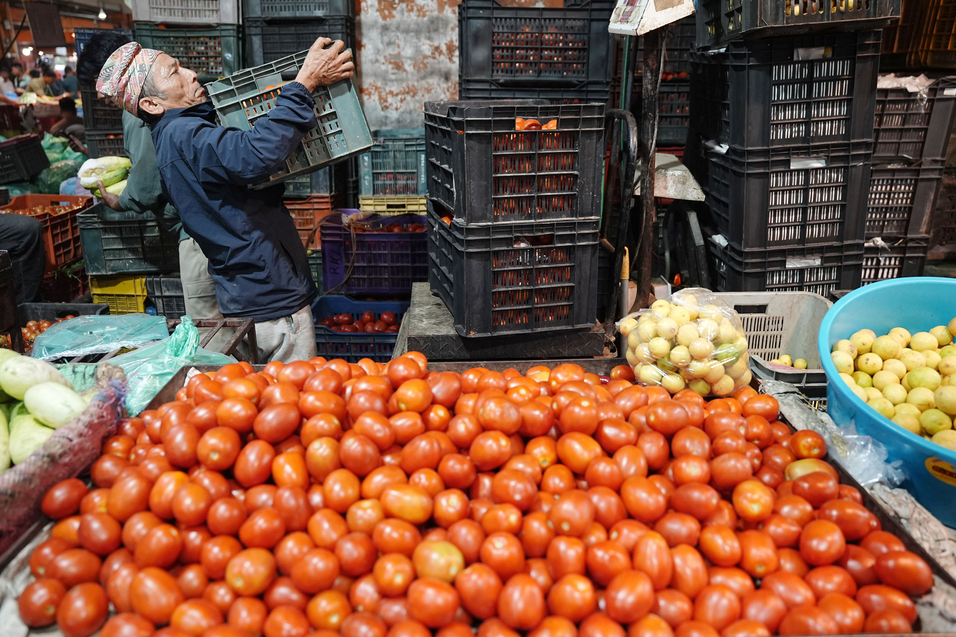 Kalimati-Tarkari-Bazar_DSC00396-1784170656.jpg