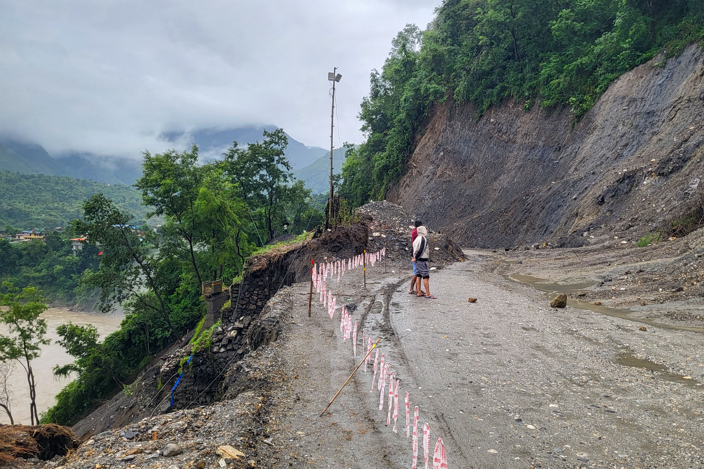 Krishnabhir-Dhading_NPL-(4)-1790341192.JPG