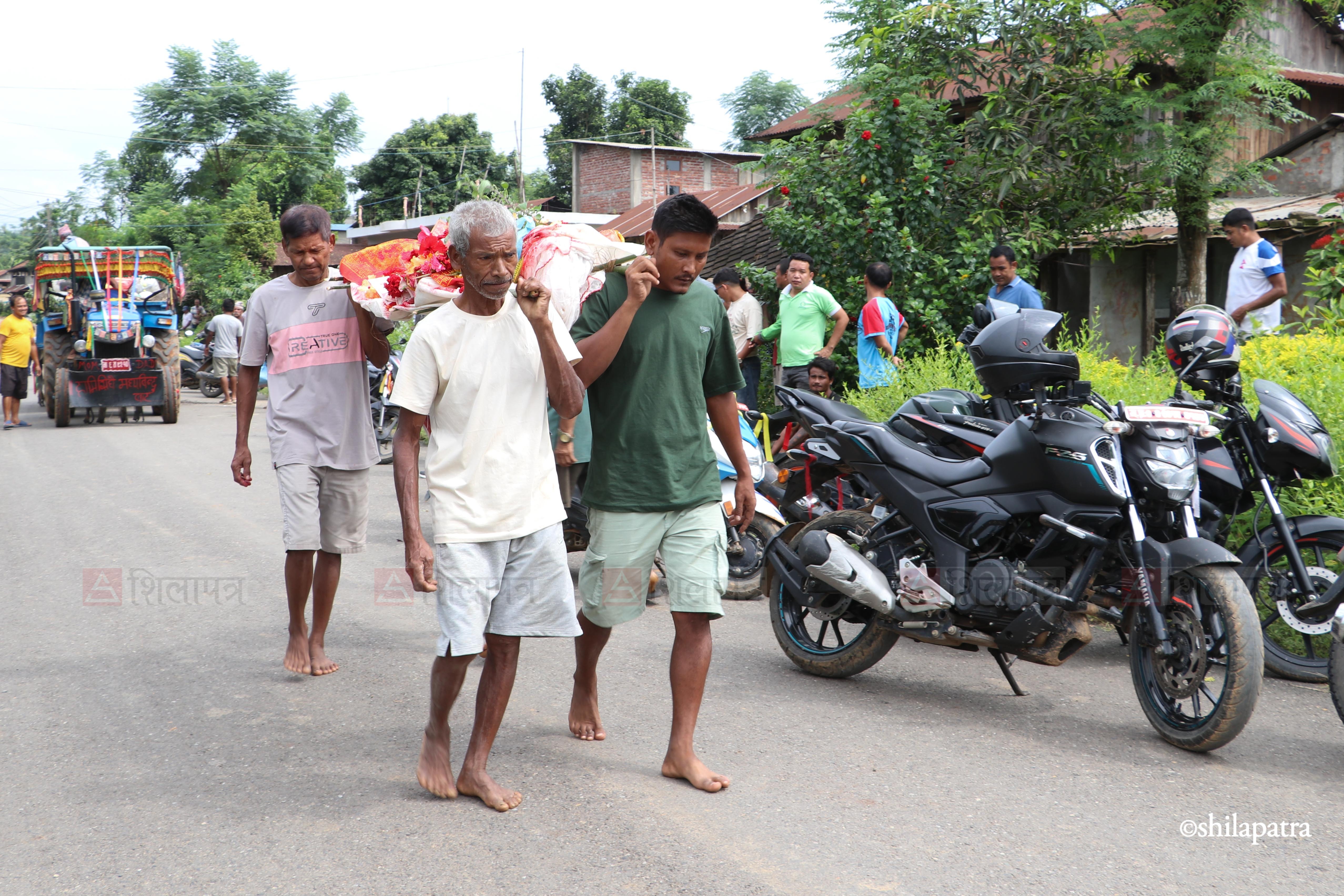 Kusha-ko-shab-Funeral_-488-1789725526.jpg