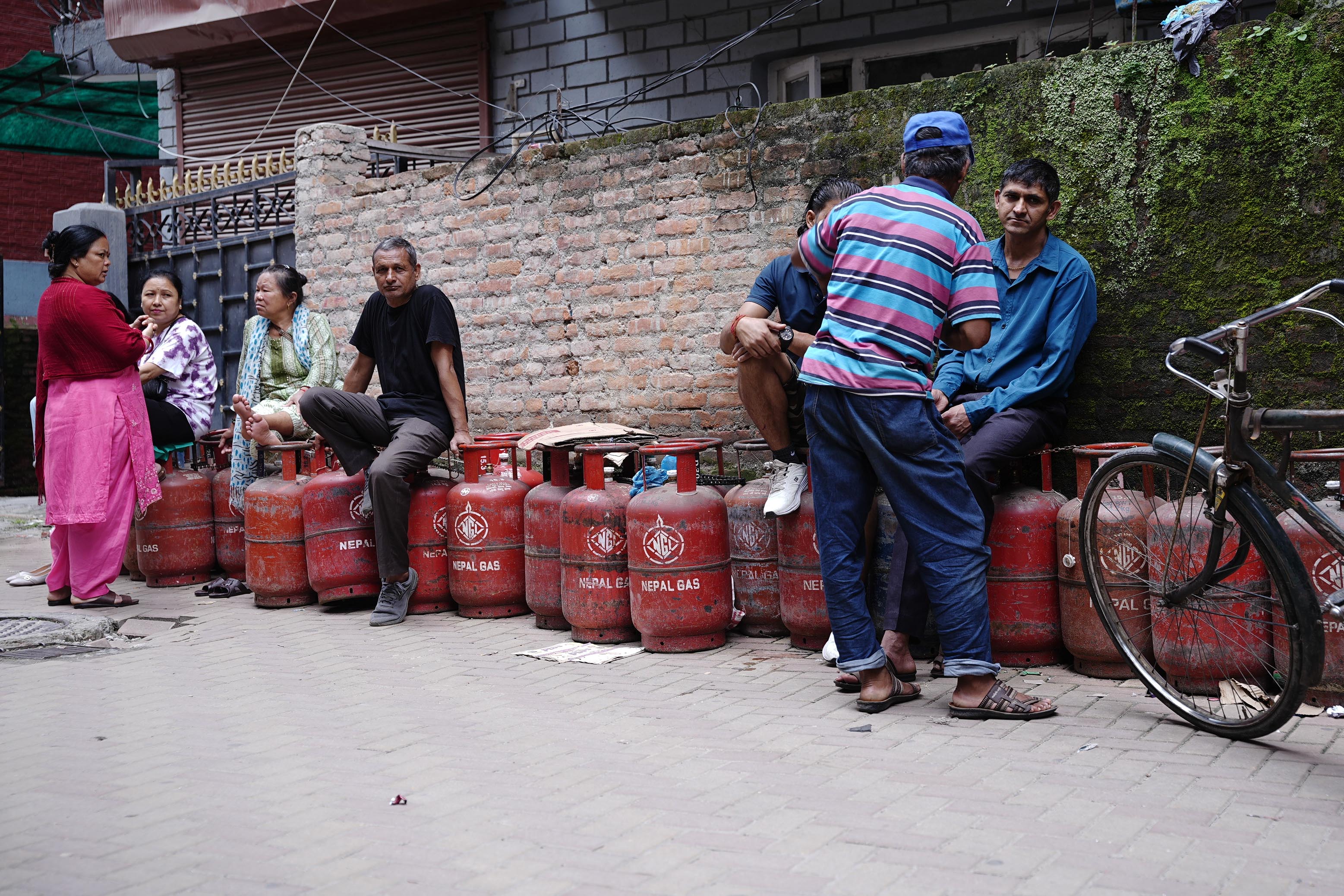 LP-Gas-Crisis-_-1713-1788417697.jpg