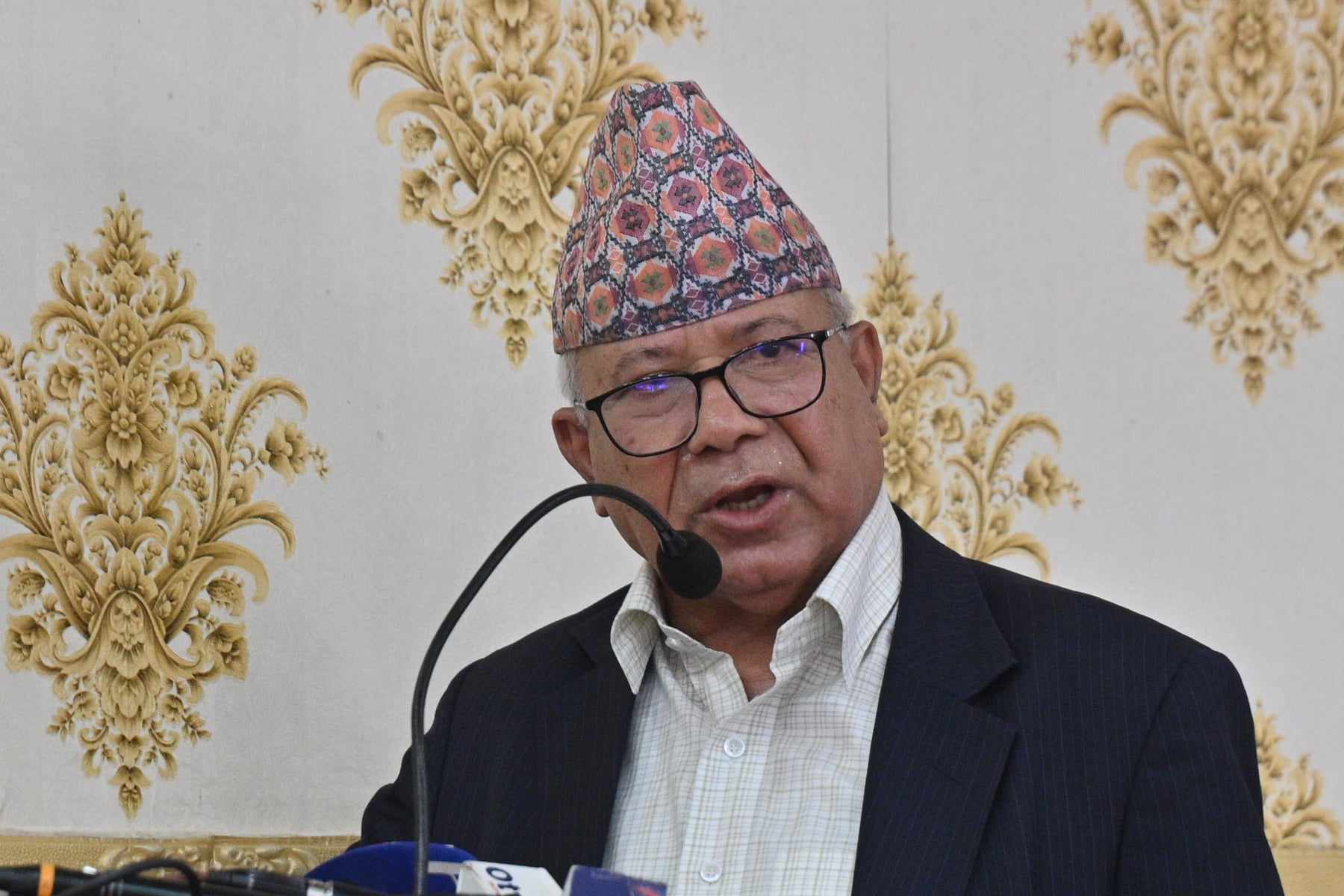 संसद सचिवालय पुग्यो नेपालविरुद्ध भ्रष्टाचार मुद्दा दायर भएको अख्तियारको पत्र 