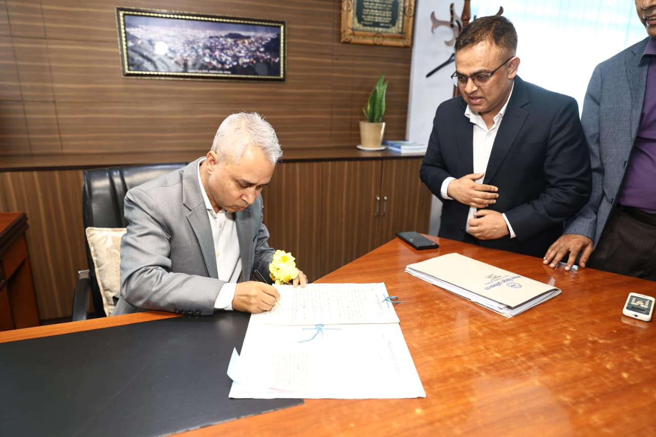 Manoj-Silwal_Nea-MD_NPL-(3)-1758623627.jpeg