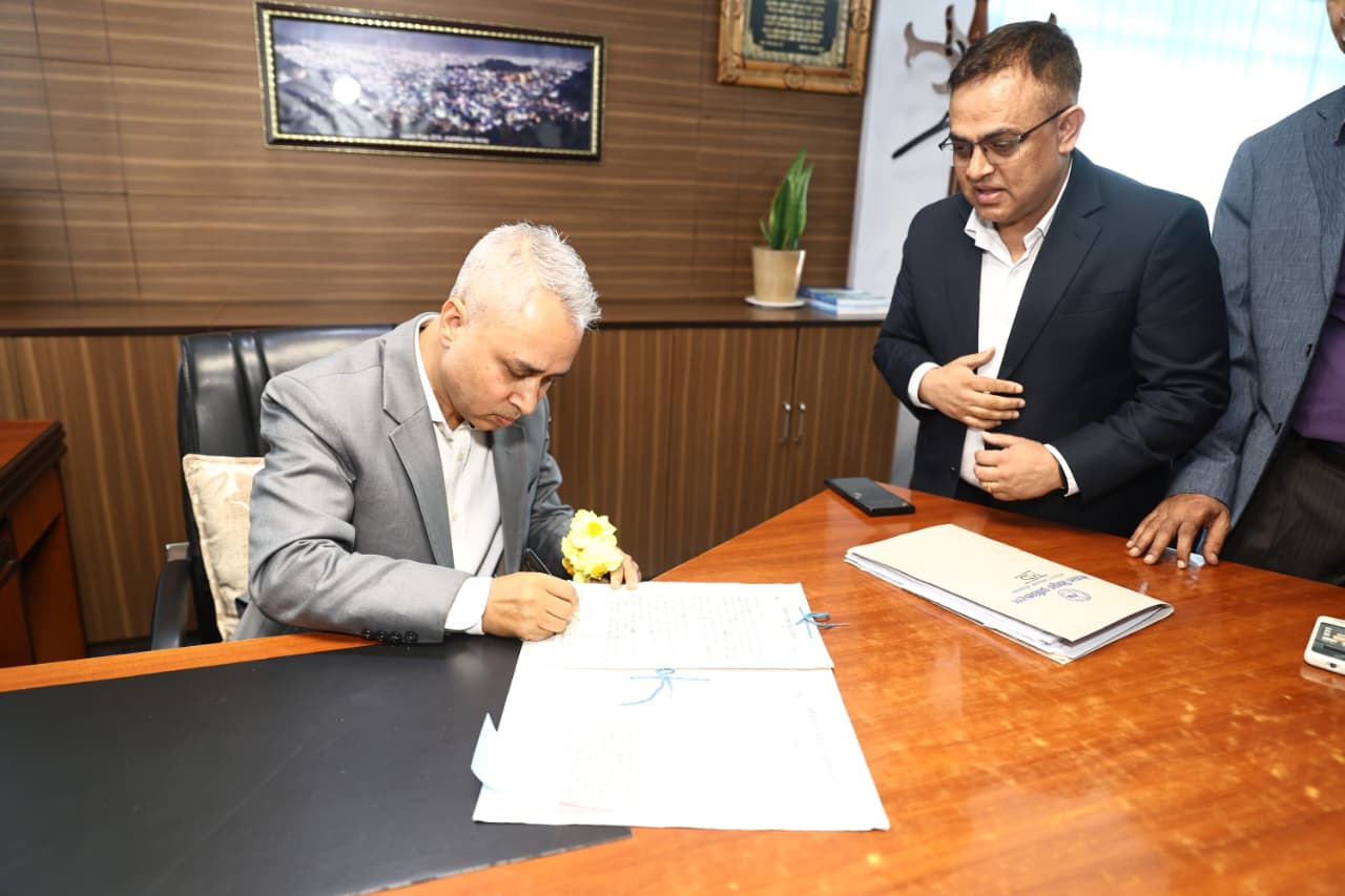 Manoj-Silwal_Nea-MD_NPL-(7)-1758623628.jpeg