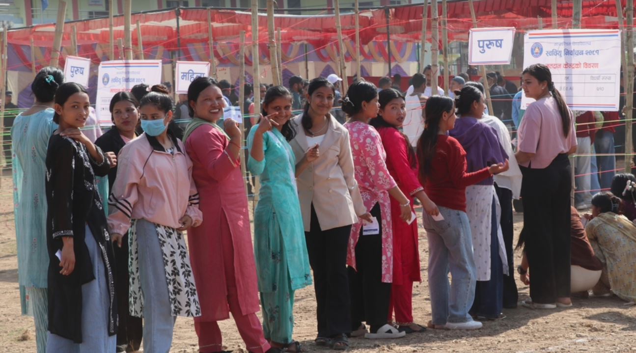 मध्यपश्चिम विश्वविद्यालयको स्ववियु निर्वाचनमा साढे २८ सय विद्यार्थीले गरे मतदान
