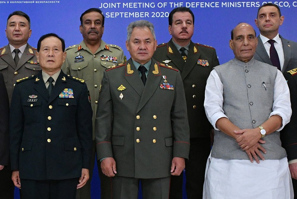 चीन र भारतका रक्षामन्त्रीबीच मस्कोमा भेटवार्ता