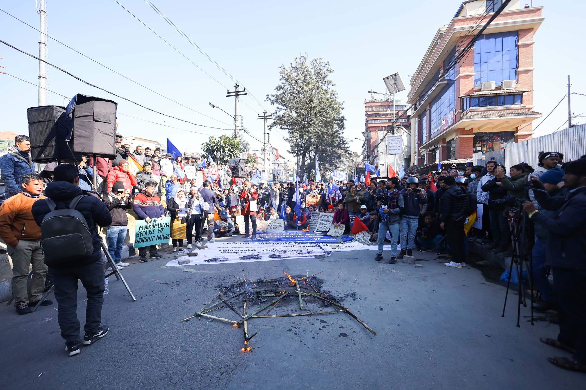 Mukkumlung-Protest_Nepal-photo-library1-1738575326.jpg