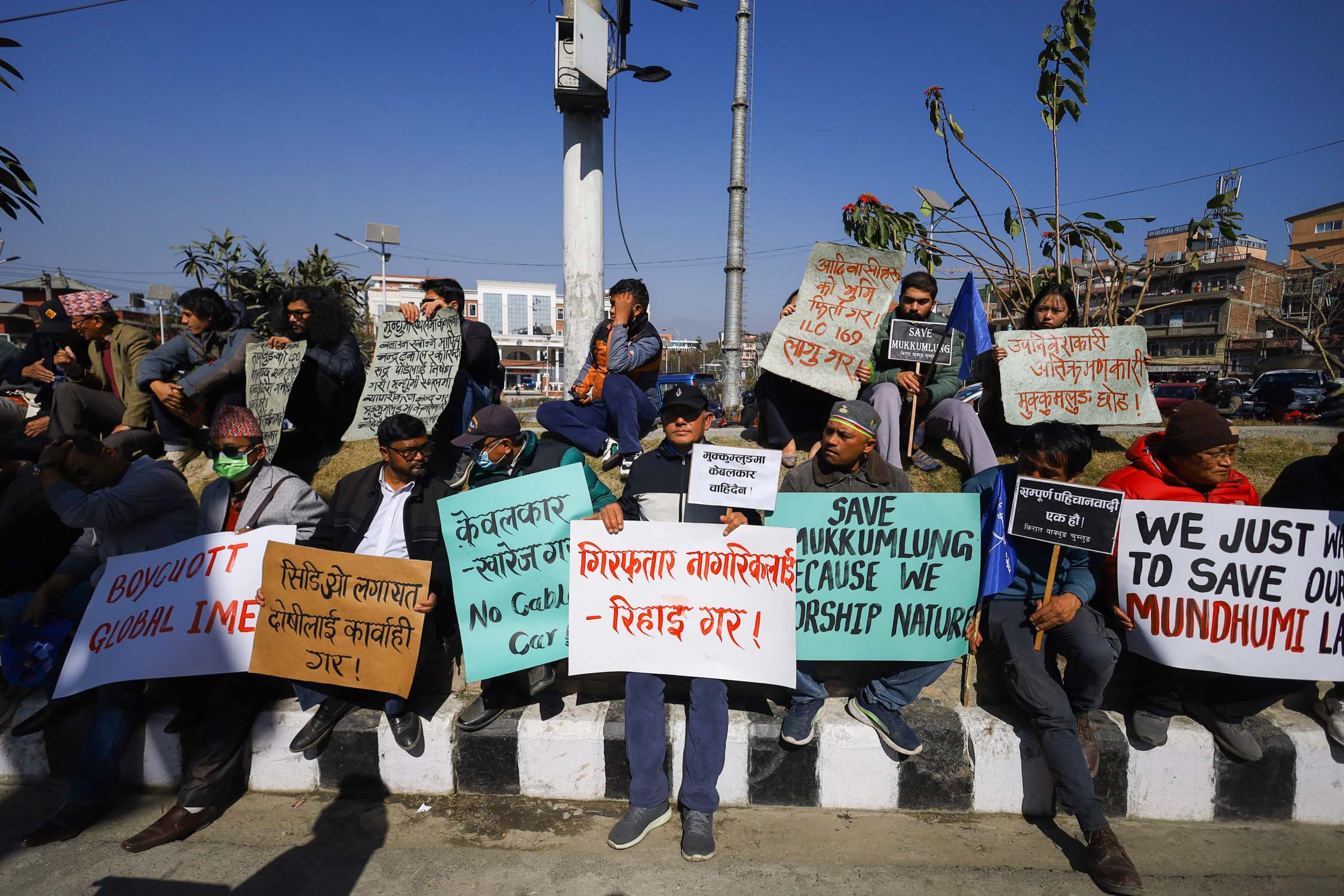 Mukkumlung-Protest_Nepal-photo-library9-1738575336.jpg