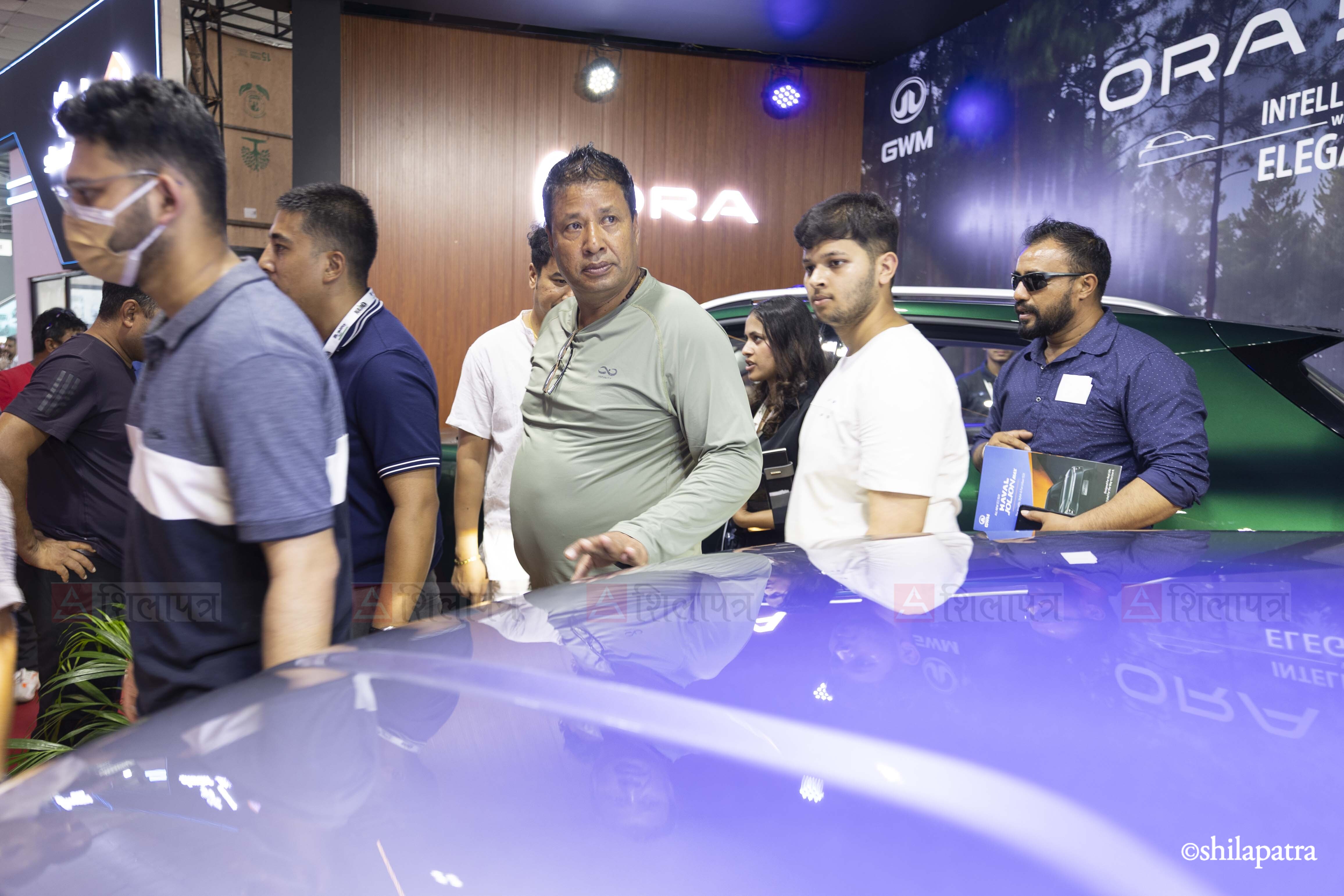 NAIMA_car_expo_crowd_NPL-(8)-1786532847.jpg