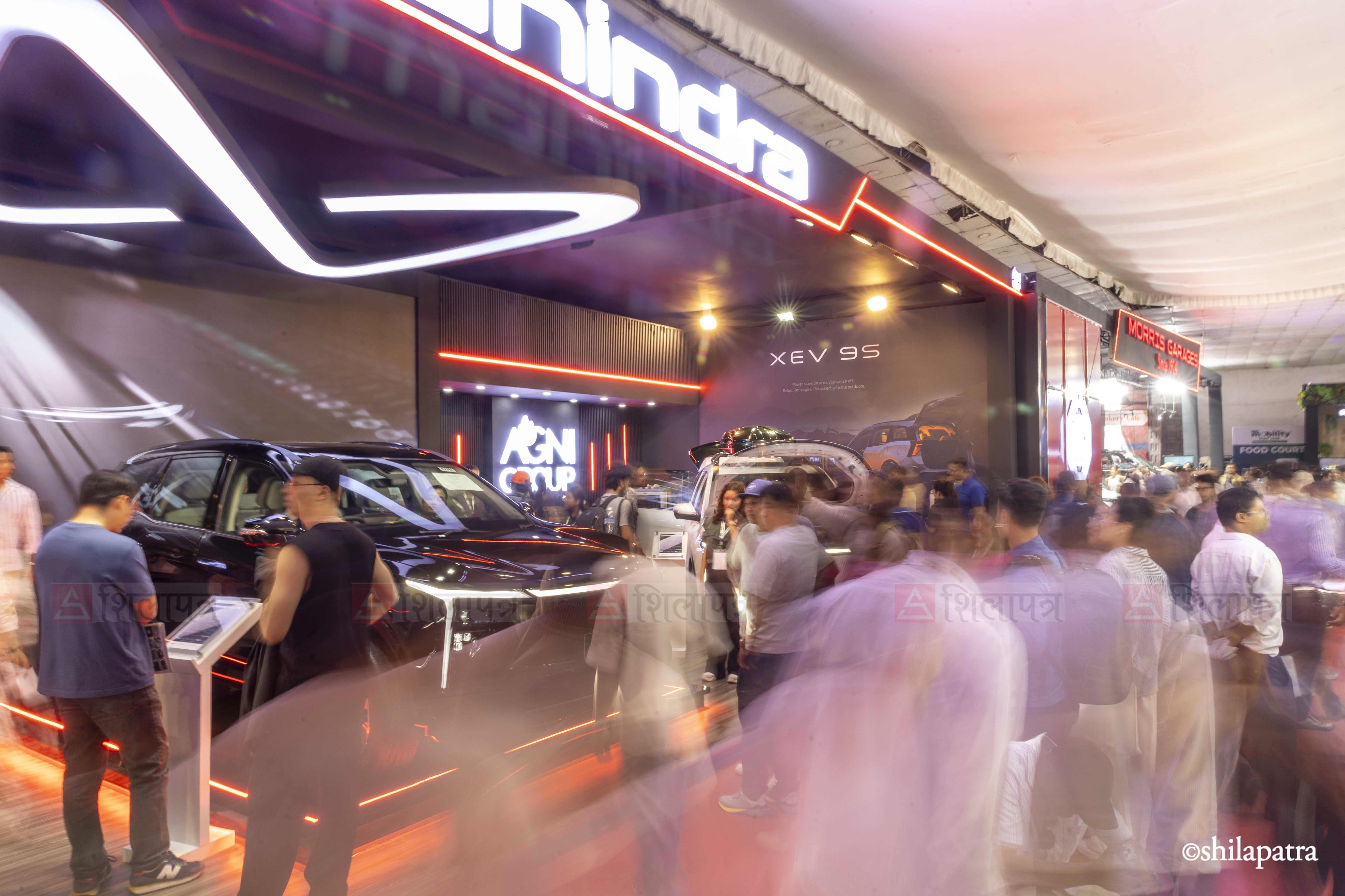 NAIMA_car_expo_crowd_NPL-(9)-1786532850.jpg