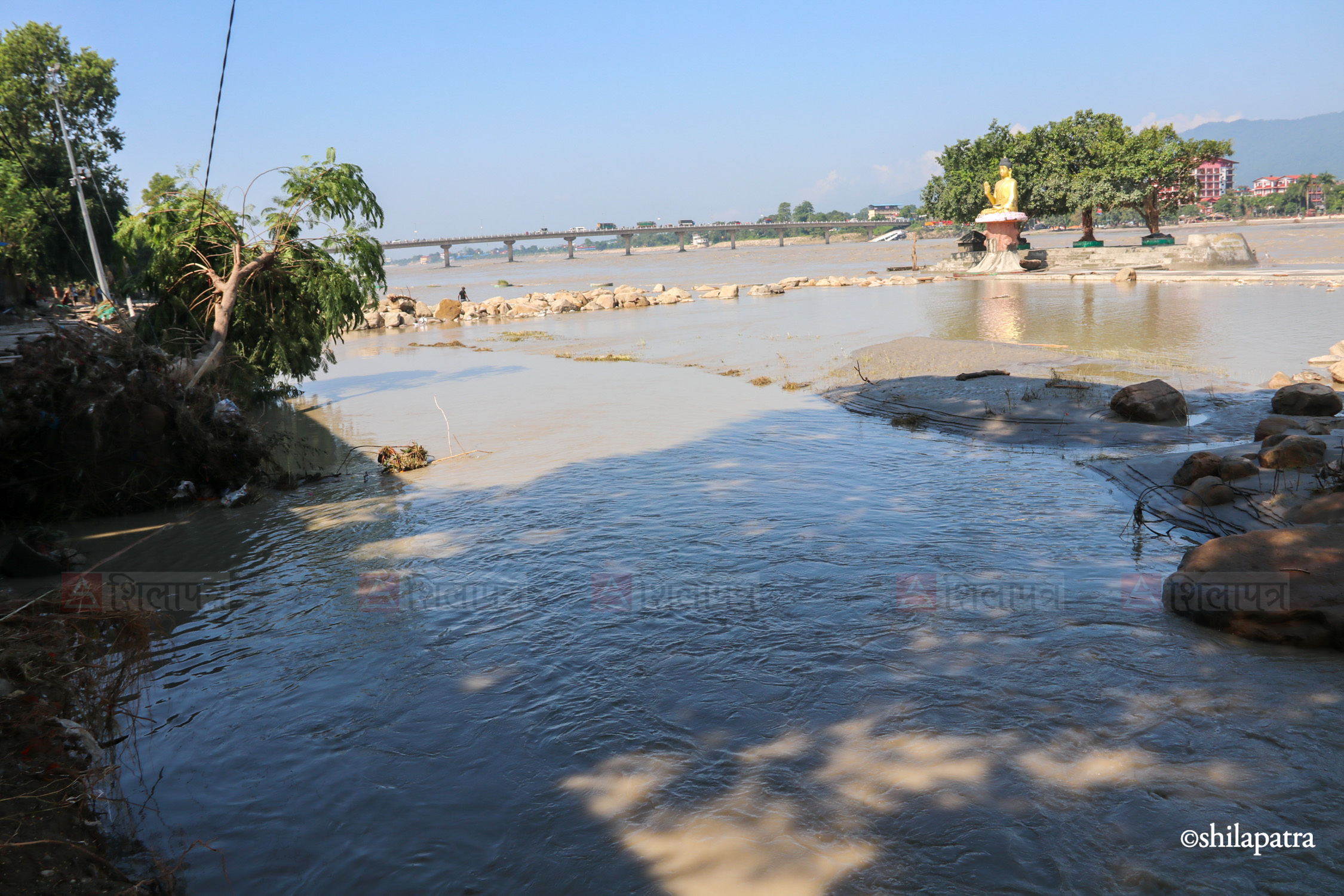 Narayani-River-Chitwan_NPL-(17)-1790671774.jpg