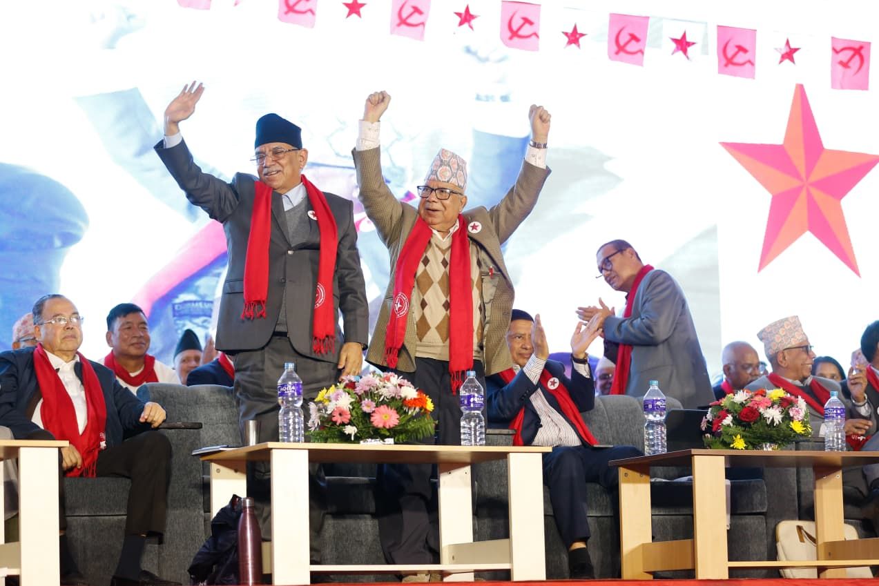 प्रचण्डले भने– झण्डै संविधान र राष्ट्रपति संस्था खारेज भएको थियो