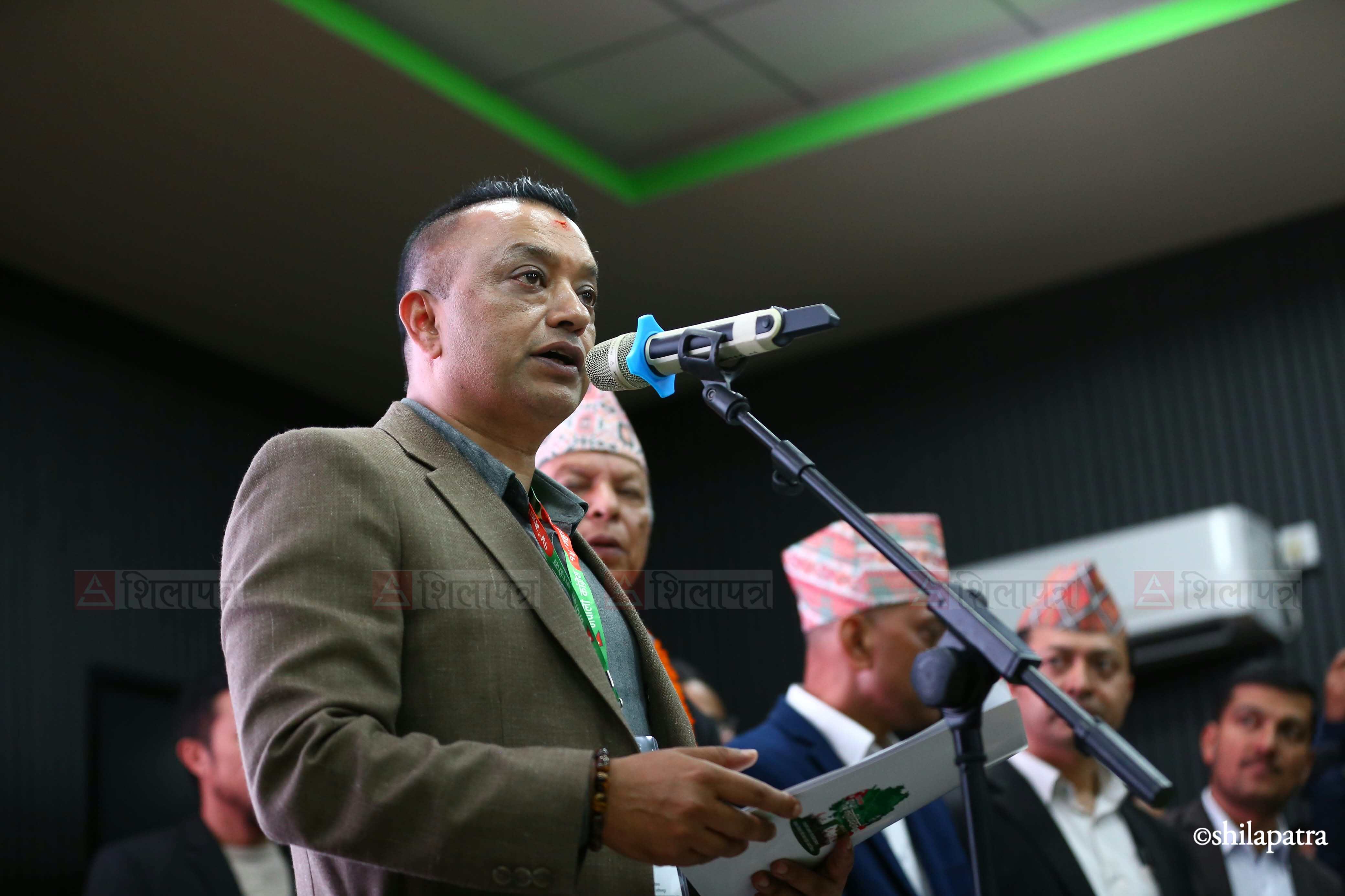 Nepali-Congress-Oath-Ceremony_NPL-(17)-1793267460.jpeg