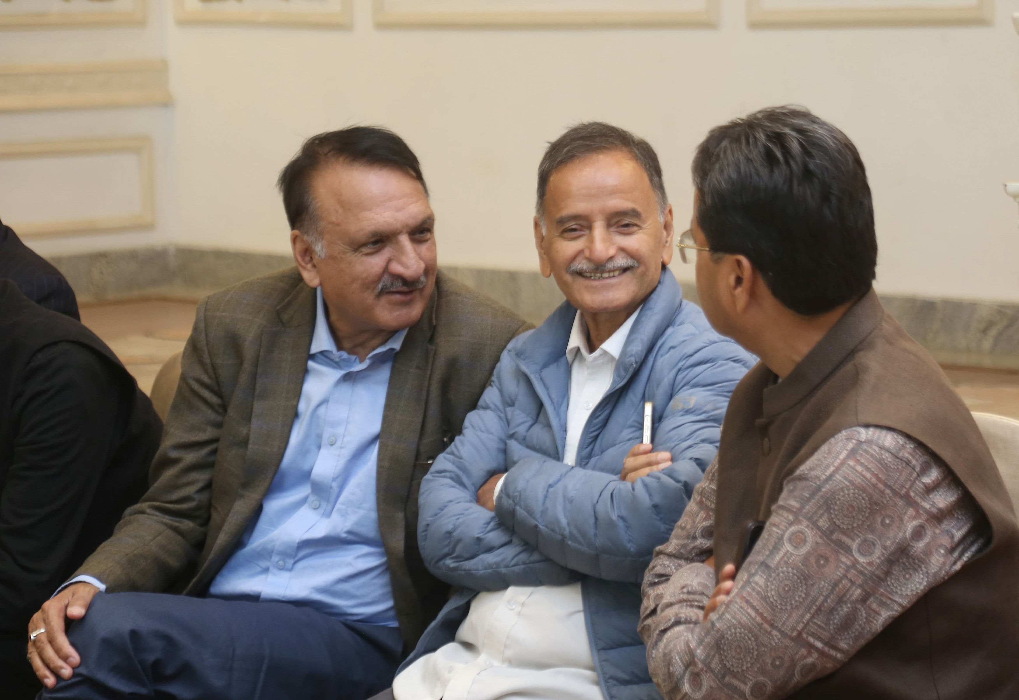 राष्ट्रियसभा दलको नेताबाट सिटाैलालाई हटाउन थालिएको भन्दै खड्का समूहको आपत्ति