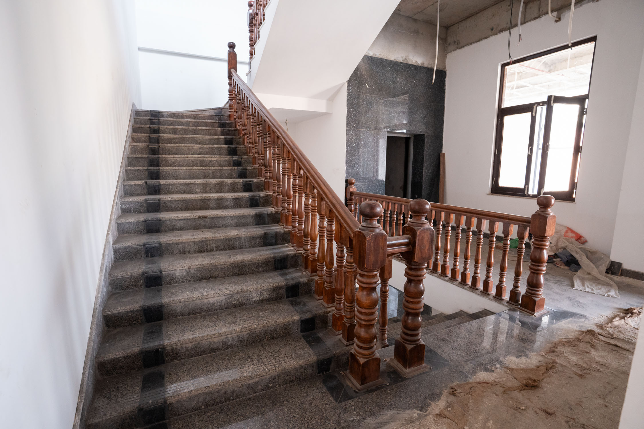 New-parliament-building-contruction_Nepal-Photo-Library13-1770872515.jpg