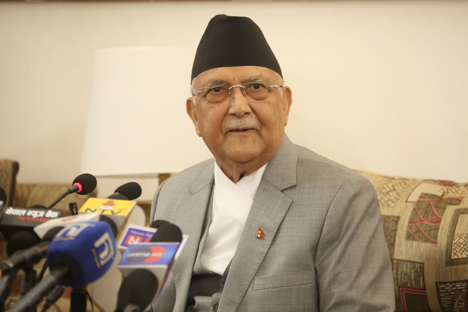 नेपाल–भारत सम्बन्धलाई सुदृढ गर्दै लैजान्छौँः प्रधानमन्त्री ओली