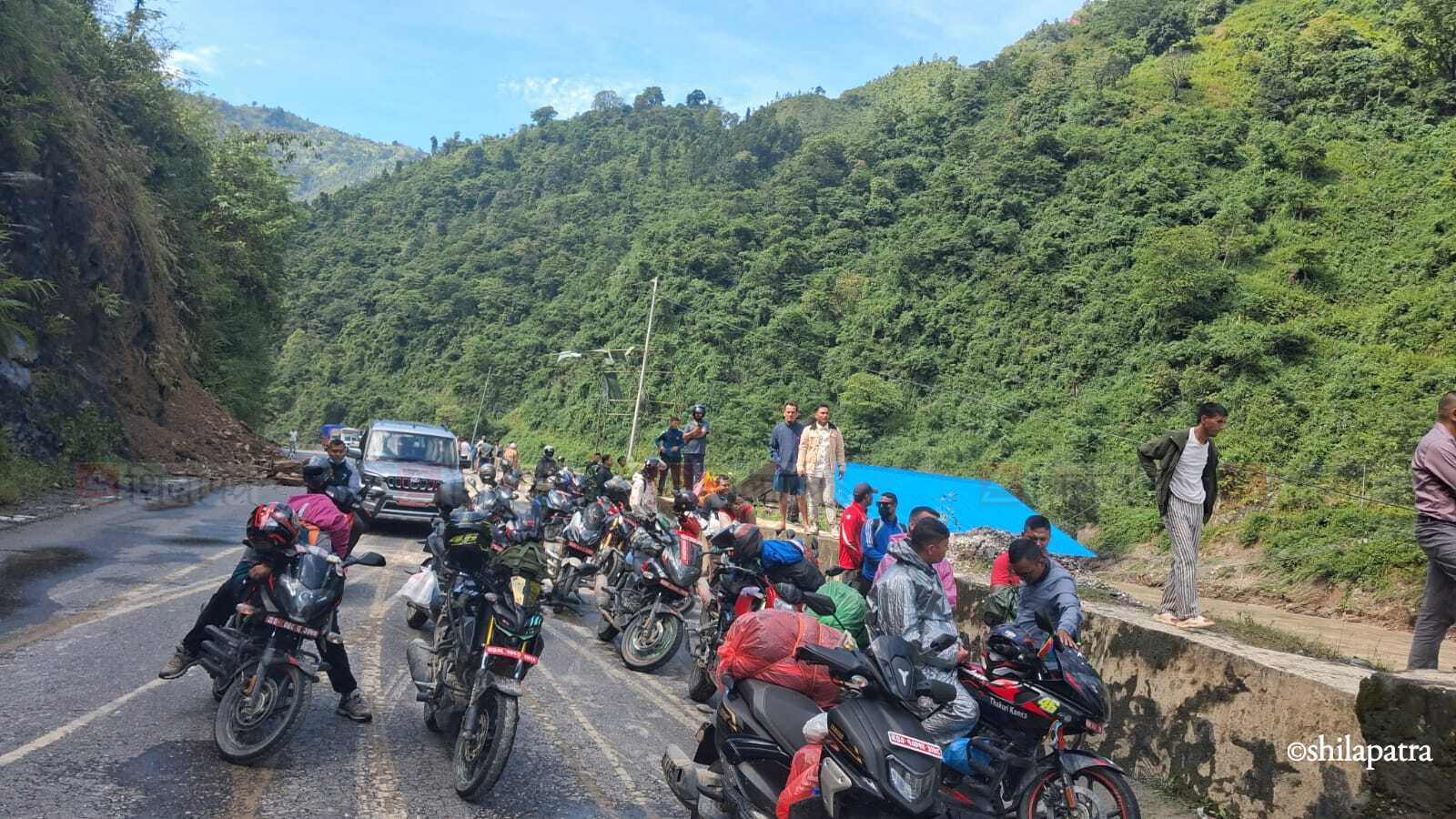 Pahiro-hataudai-prithi-highway_NPL-(3)-1790499345.jpeg