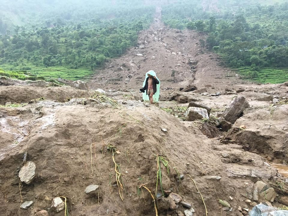 सिन्धुपाल्चोक पहिरो अपडेट : चार जनाको शव फेला, २६ बेपत्ता