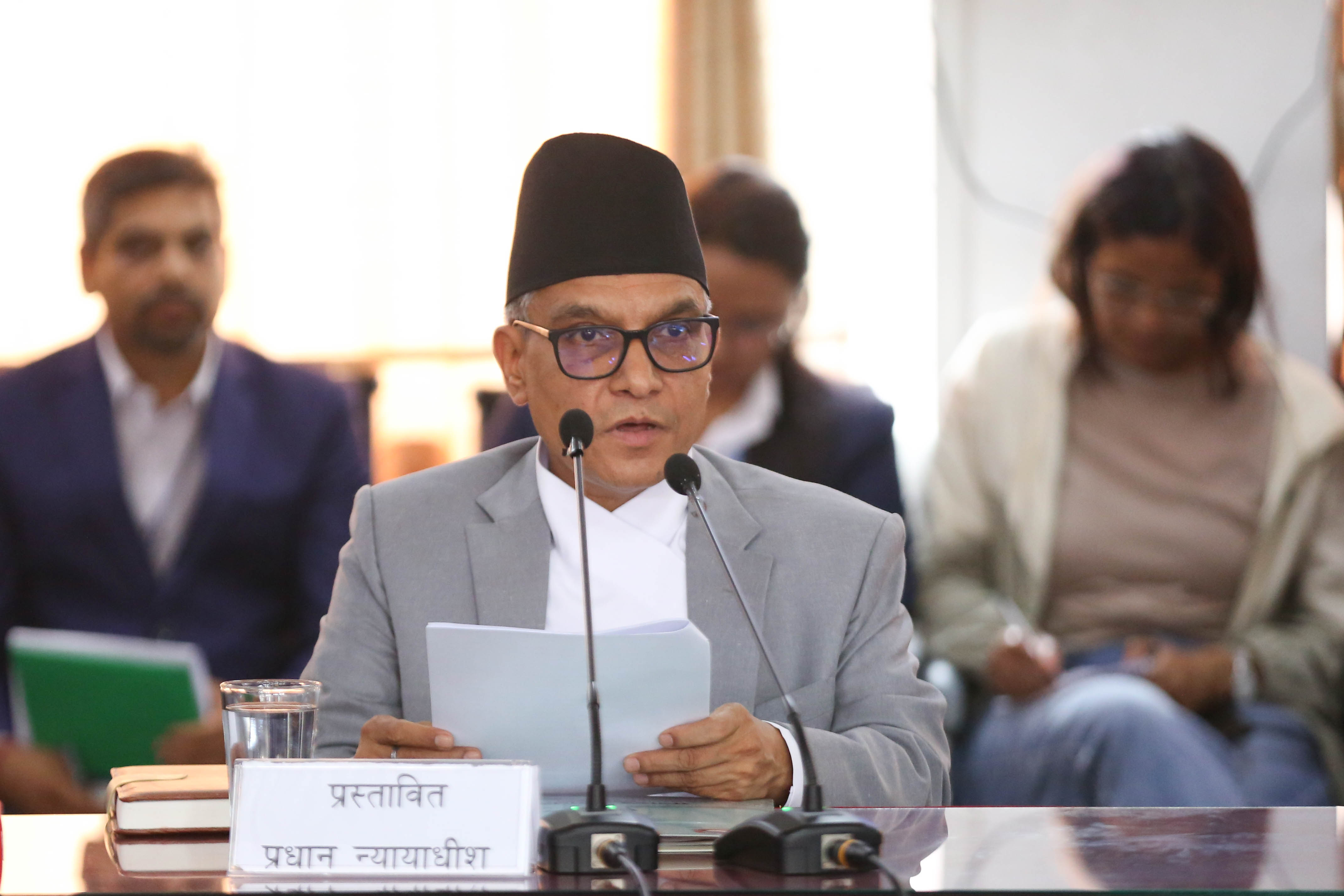 प्रधानन्यायाधीशको शपथ र पदभार आजै
