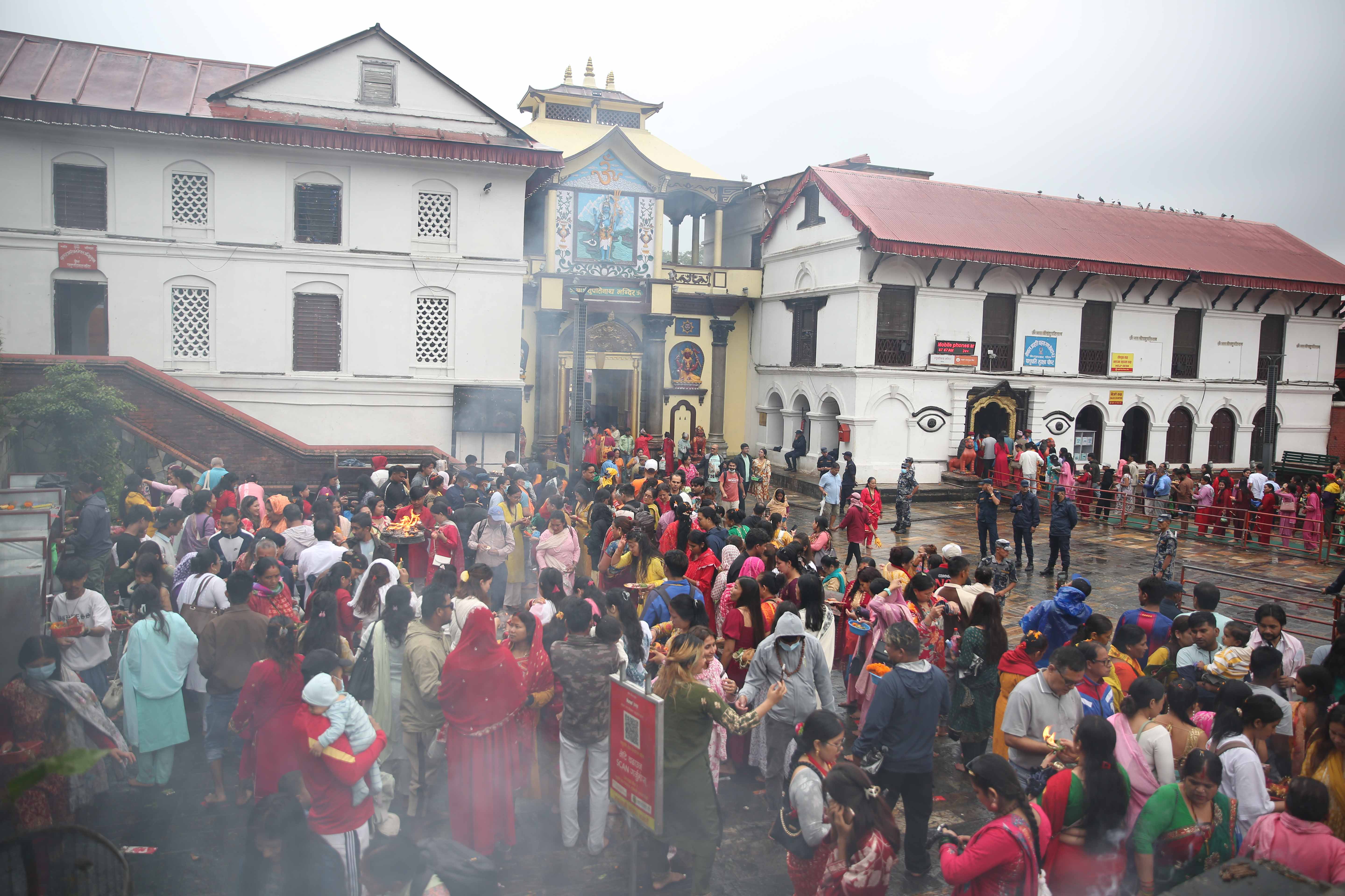Pasupati_-last_monday_-636-1754882365.jpg