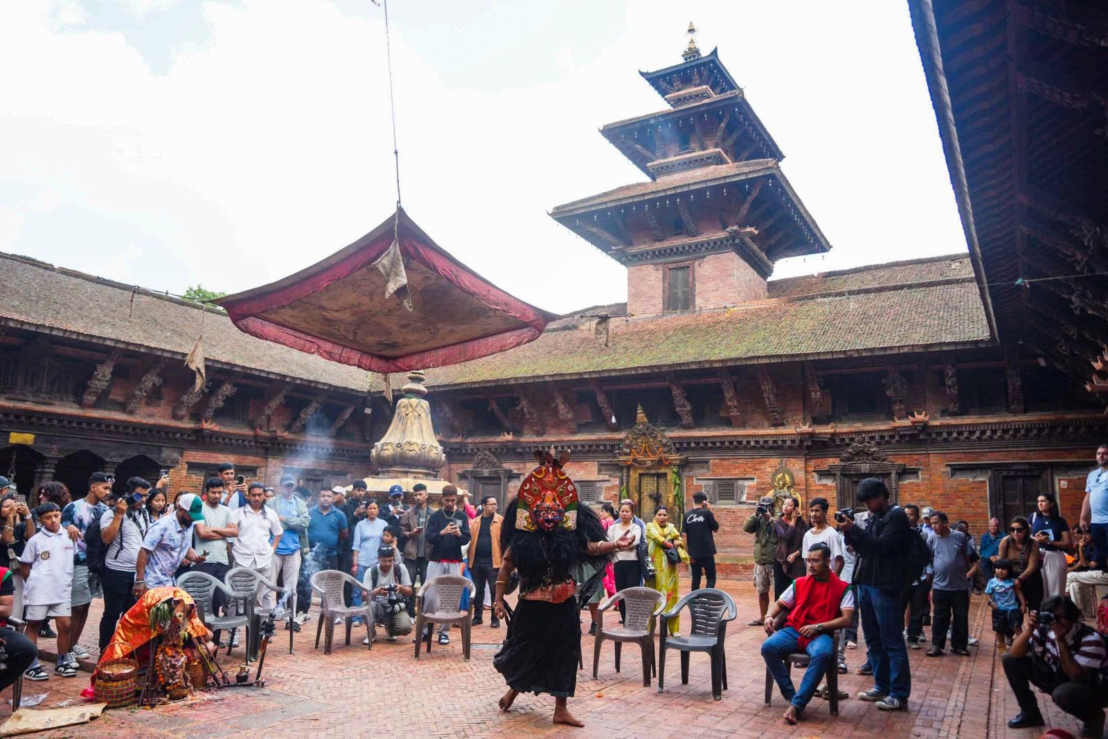 Patan-Durga-Natch_NPL6-1759832322.jpg
