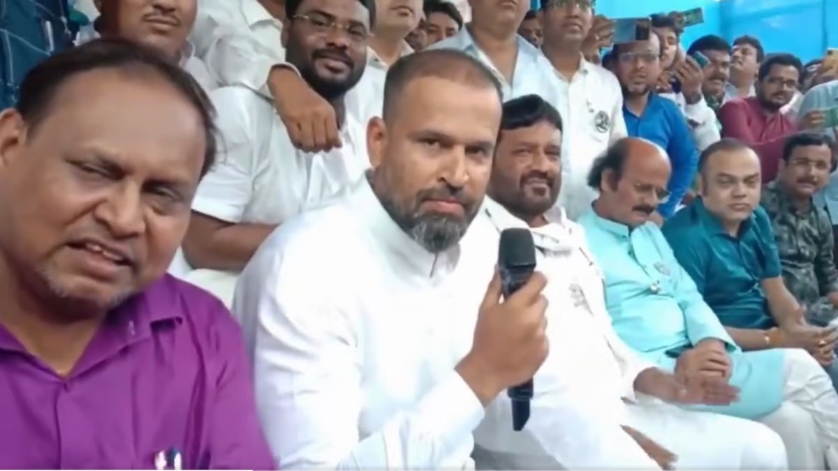 कंग्रेसकाे २५ वर्ष पुरानाे  किल्ला तोडेका युसुफ पठान