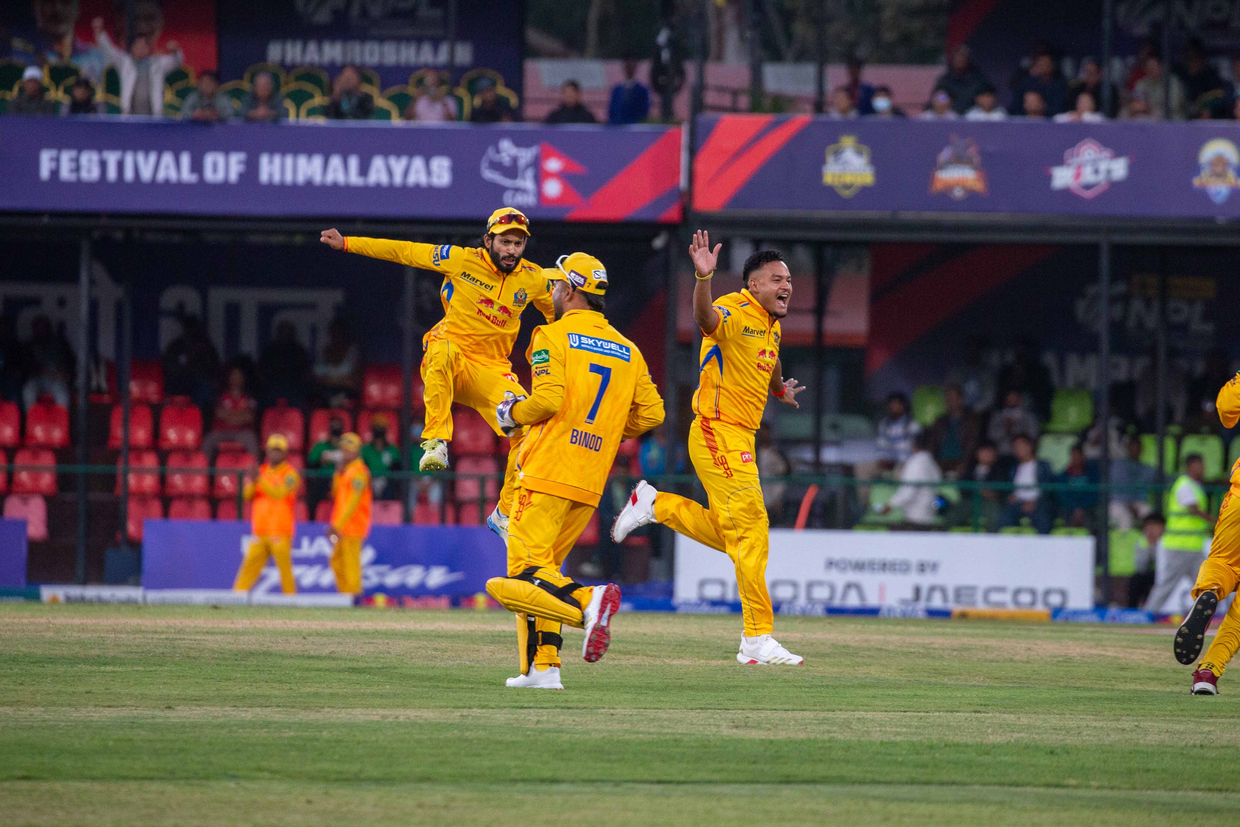 Pokhara-Avengers-Vs-Sudurpaschim-Royals_NPL-(11)-1793189108.jpeg