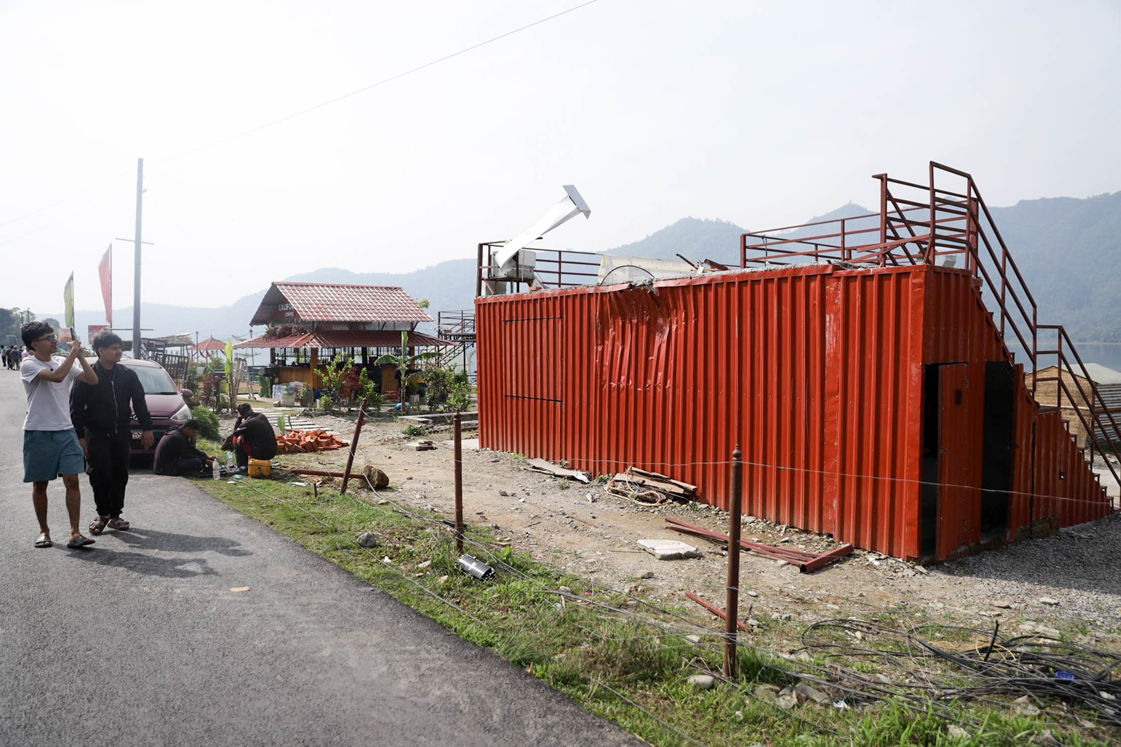 Pokhara-Dozer_phewataal_Nepal-Photo-Library10-1775278823.jpg