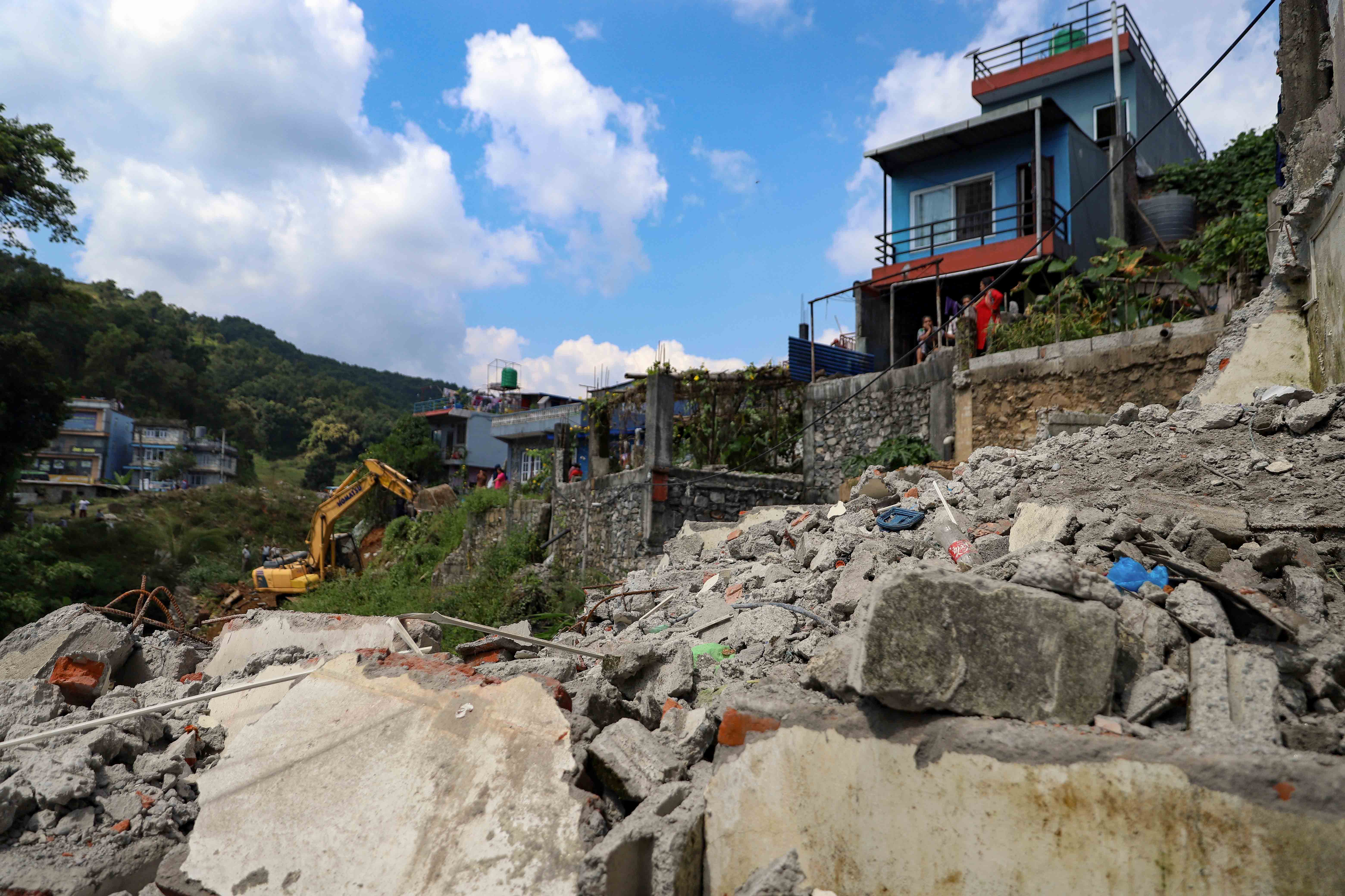Pokhara-Firke-Dozer_NPL_ArjunGaha-(6)-1790845408.jpg