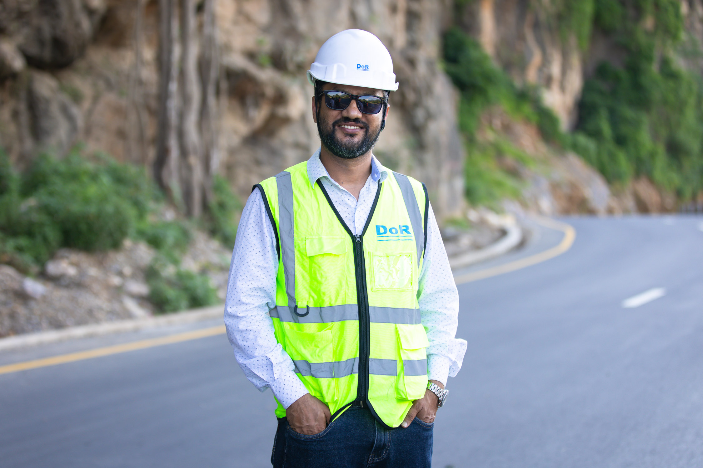 Prakash-chandra-Bhandari_Tanahun_Prithivi-Highway_Nepal-Photo-Library_NPL17-1752893961.jpg