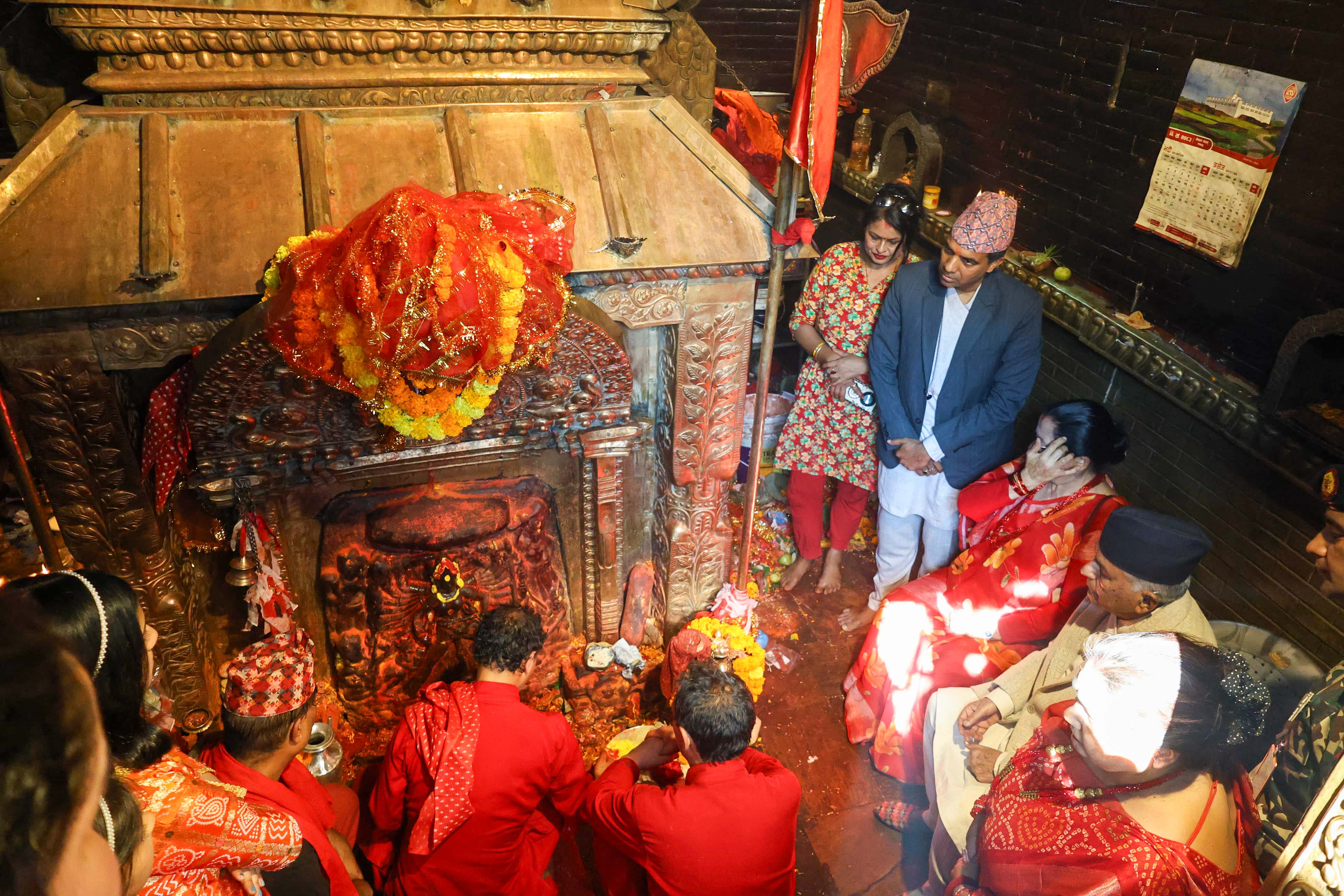 President-Ramchandra-Poudel-Naxal-Bhagwati-Mandir_NPL-06-1792403287.JPG