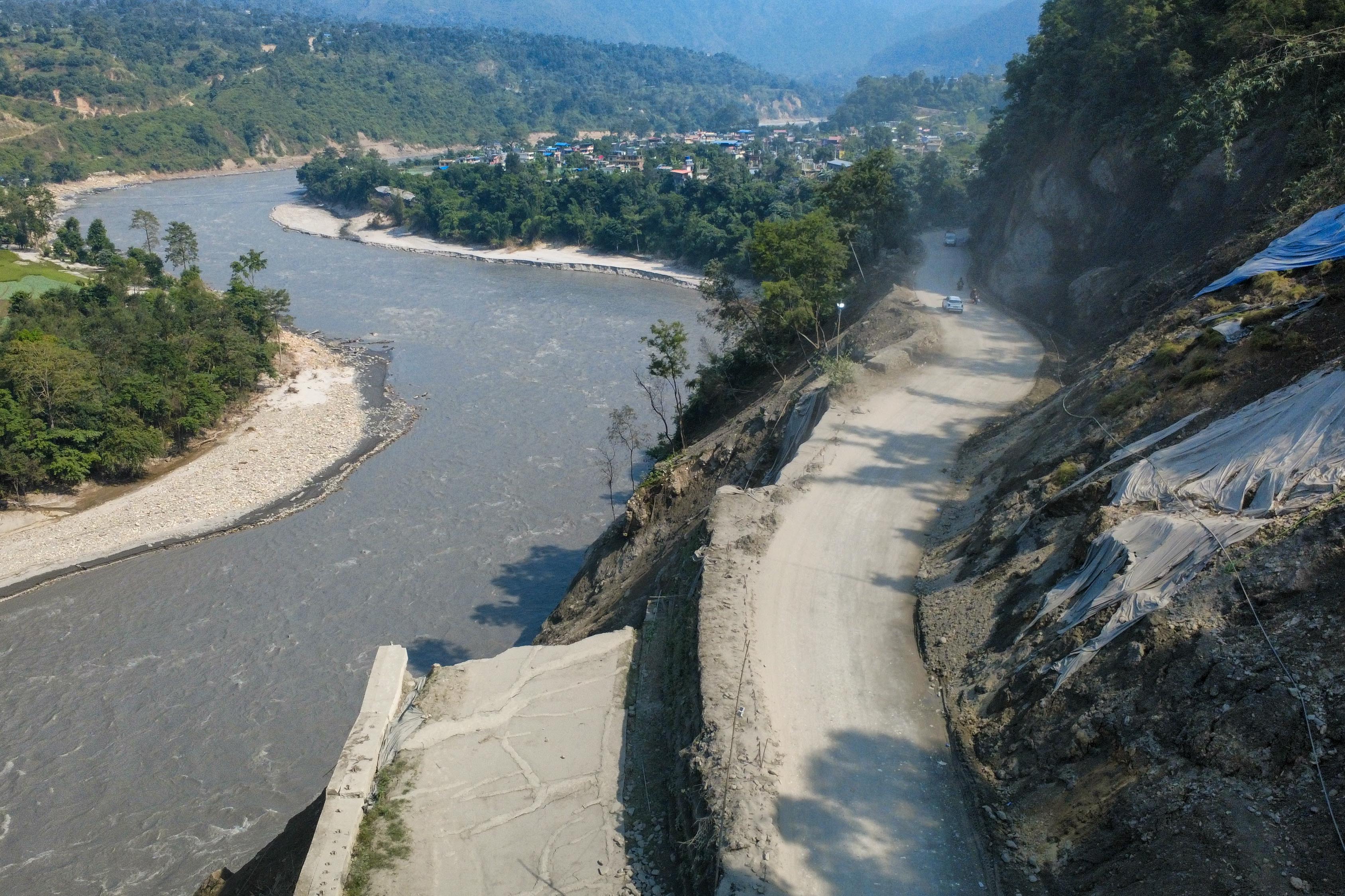 Prithbi-Highway--2329-1792405993.jpg