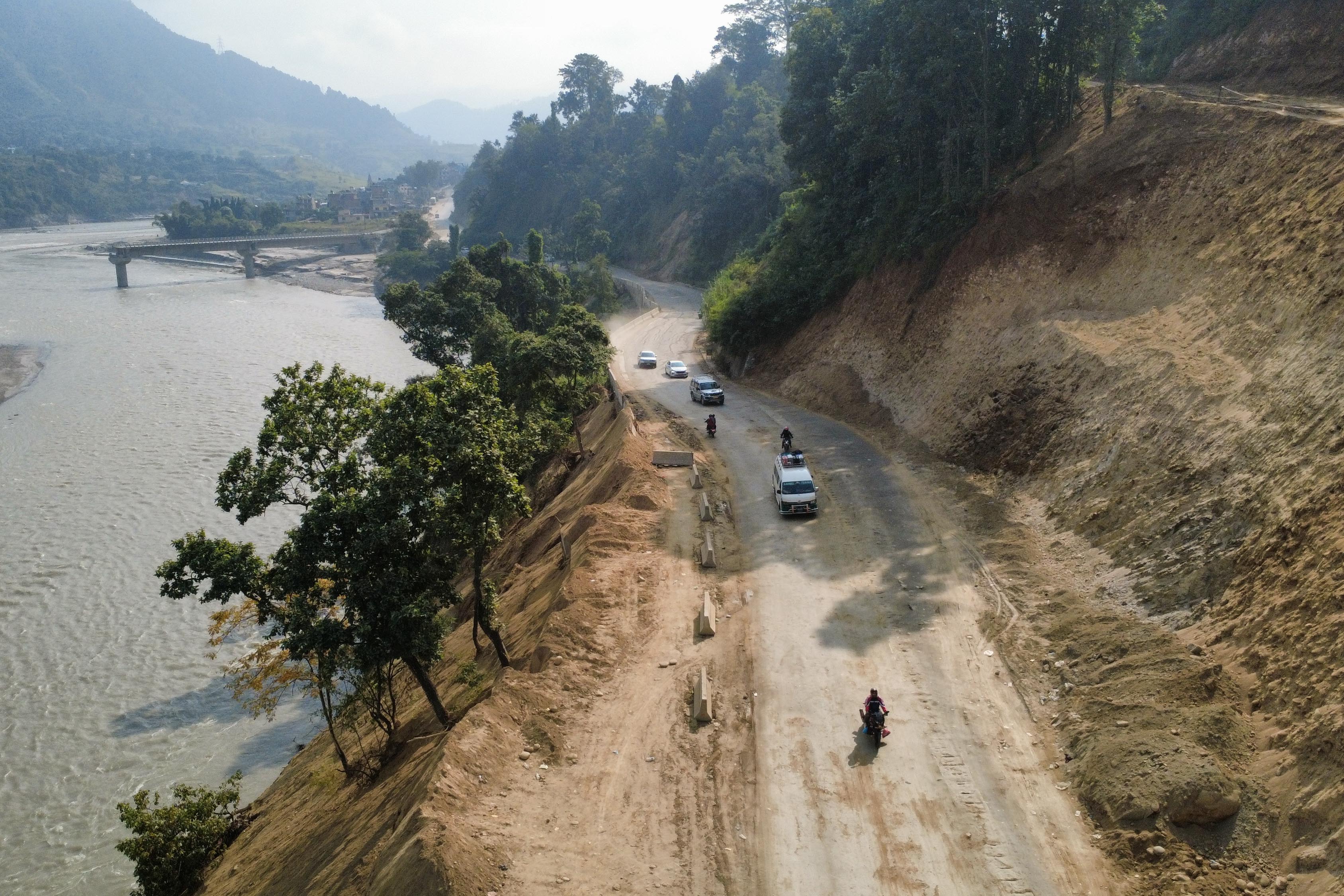 Prithbi-Highway--2335-1792405999.jpg