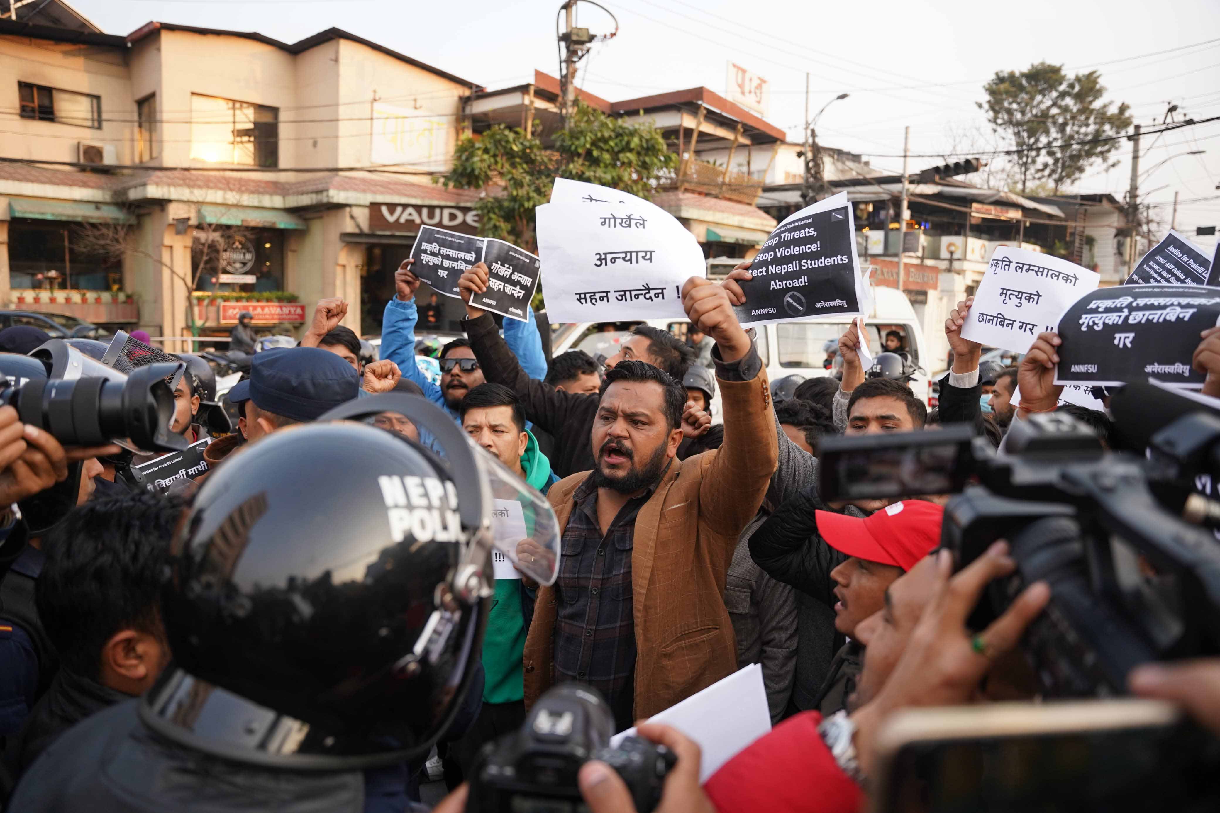 Protest-agints-India_Nepal-photo-library10-1739793530.jpg
