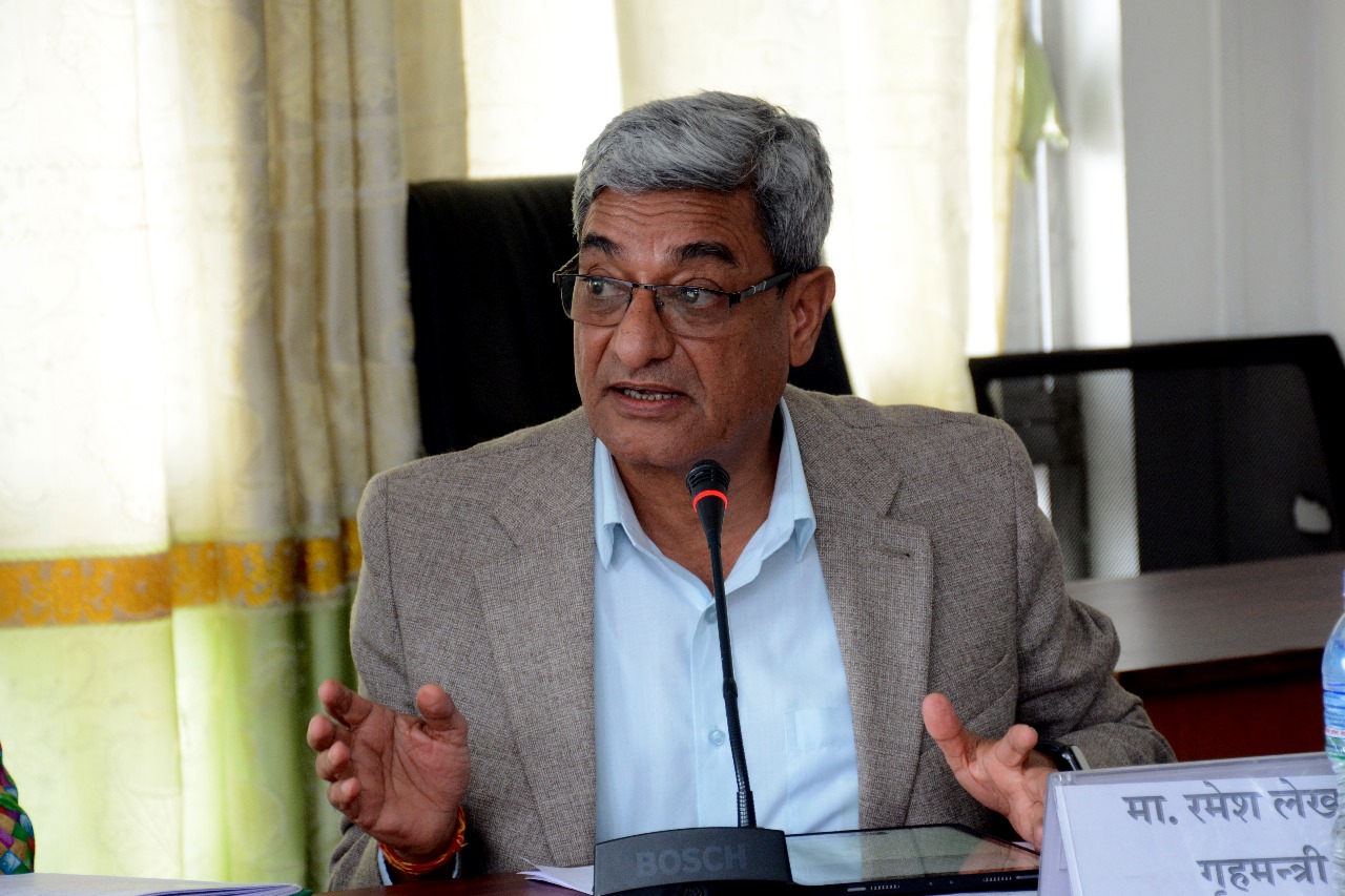 देशभरका छोटी भन्सार कार्यालय चाँडो सञ्चालनमा ल्याउनुपर्छ: गृहमन्त्री लेखक