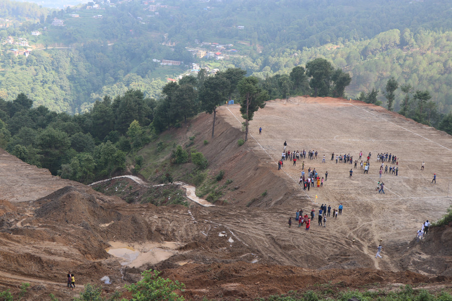 निर्माणाधीन अन्तर्राष्ट्रिय रंगशालाको अनुगमन तथा निरीक्षण