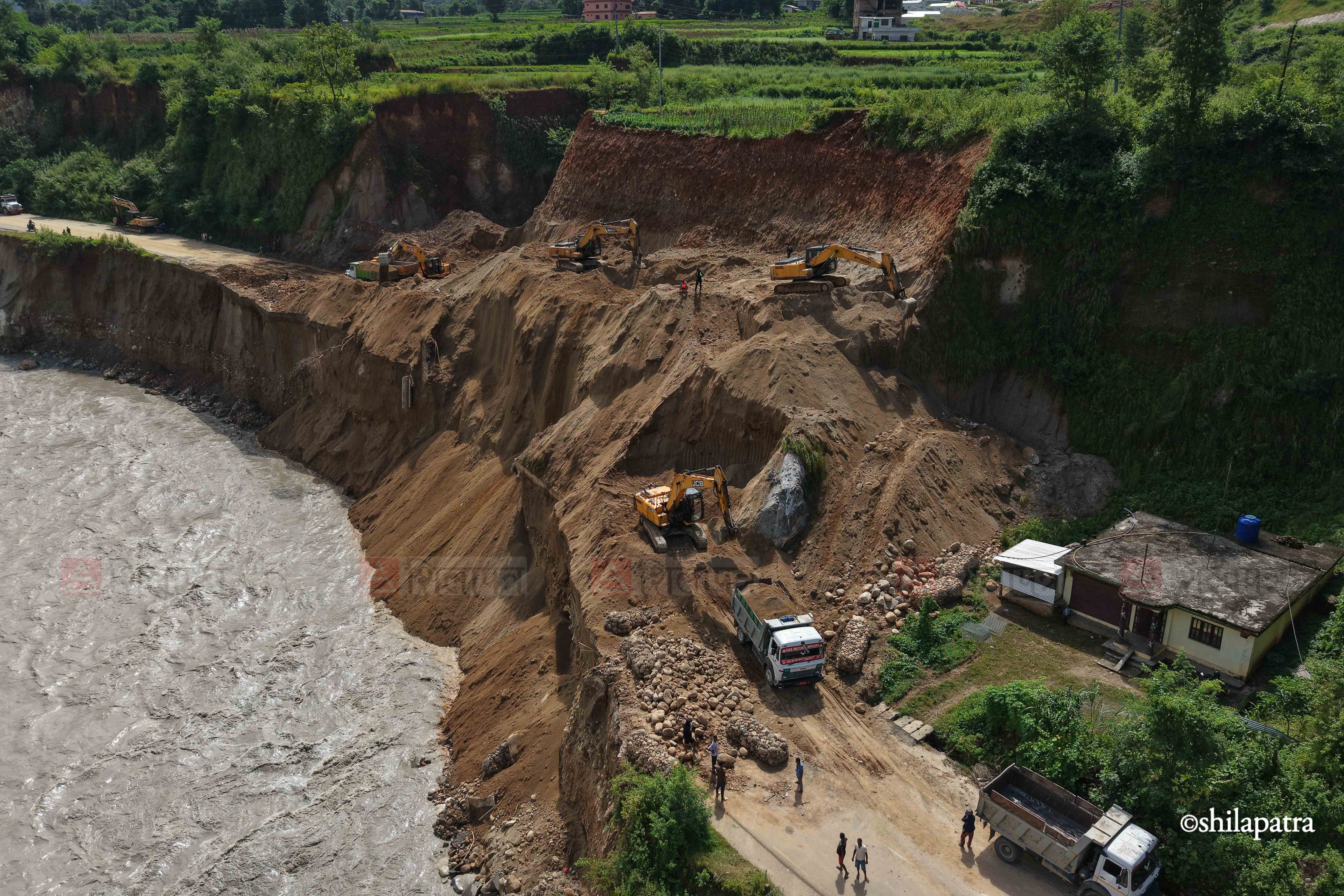 Ratmate-madavphat_Road-Construction-_-292-1789292044.jpg