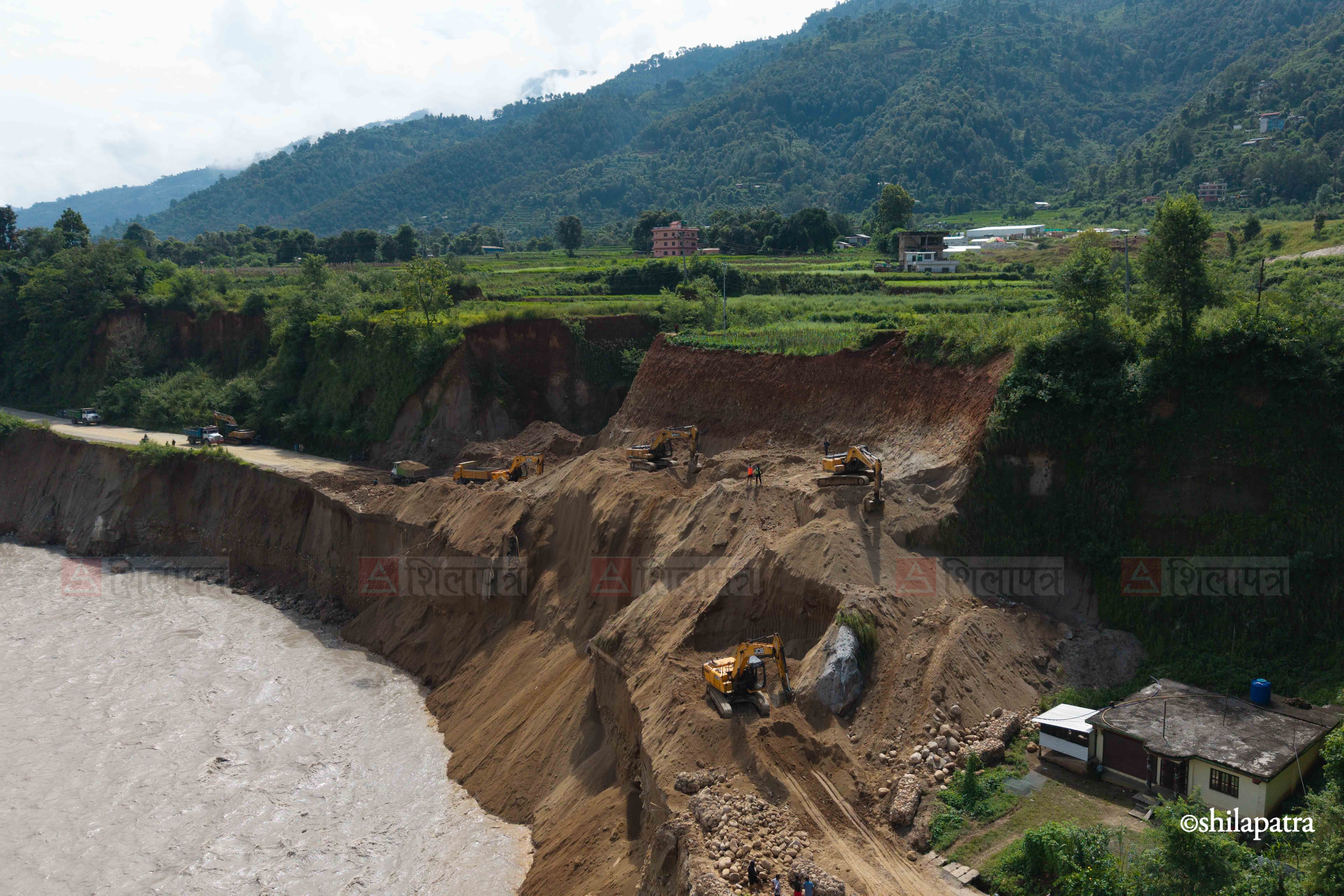 Ratmate-madavphat_Road-Construction-_-301-1789292074.jpg