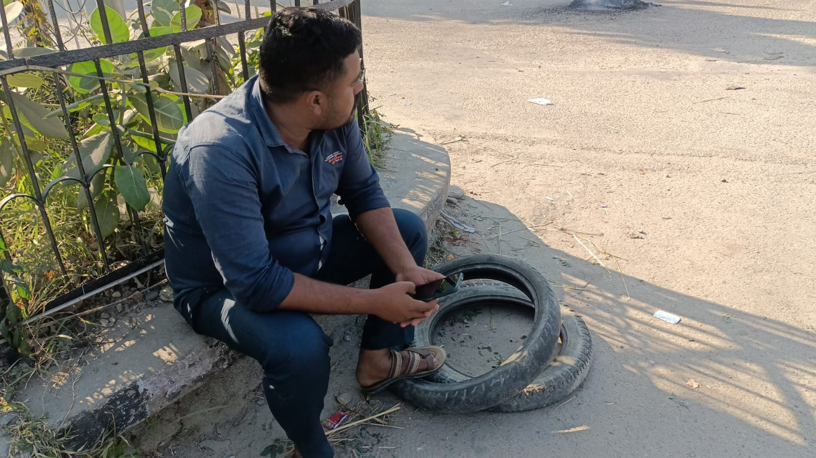 Rautahat--Bus-Accident_-Nepal-Photo-Library9-1765014077.jpg